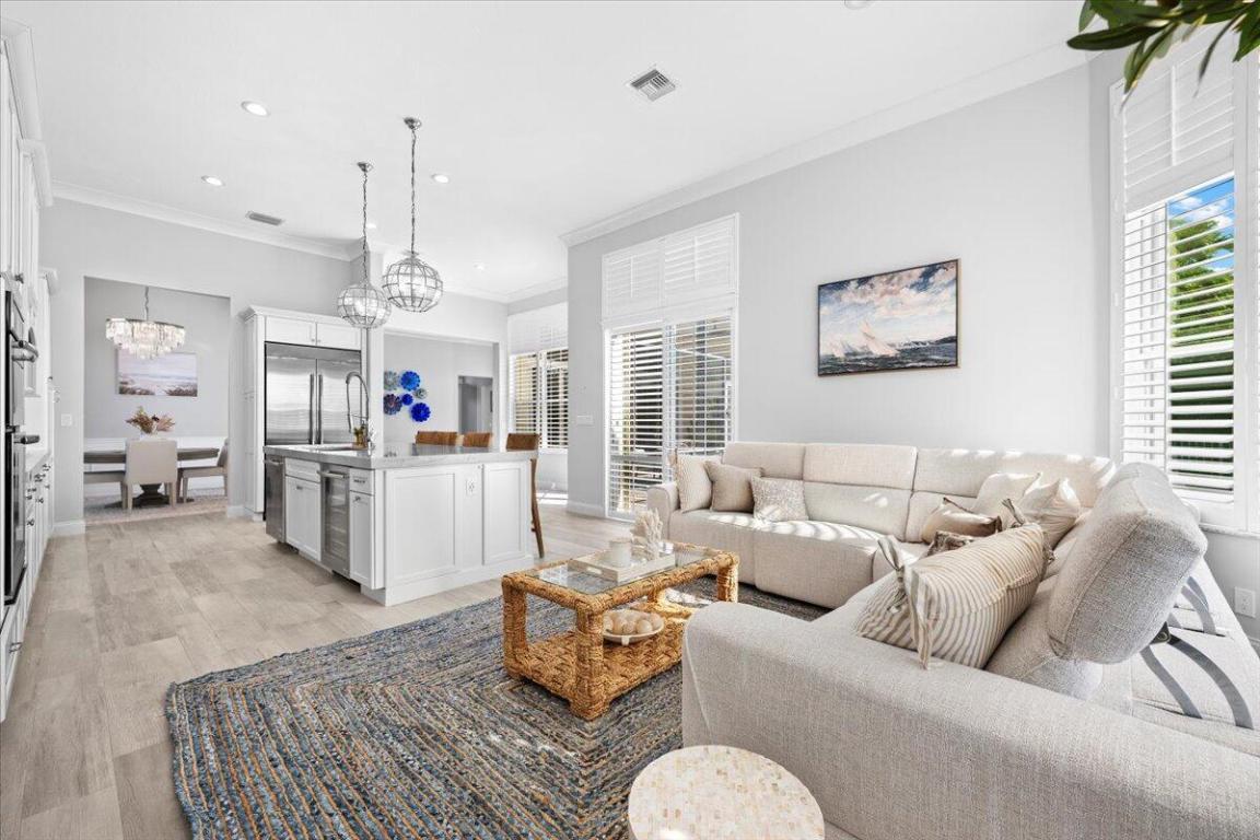 IRONHORSE PAR B-2 - Residential Lease