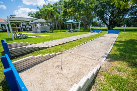 A home in Deerfield Beach