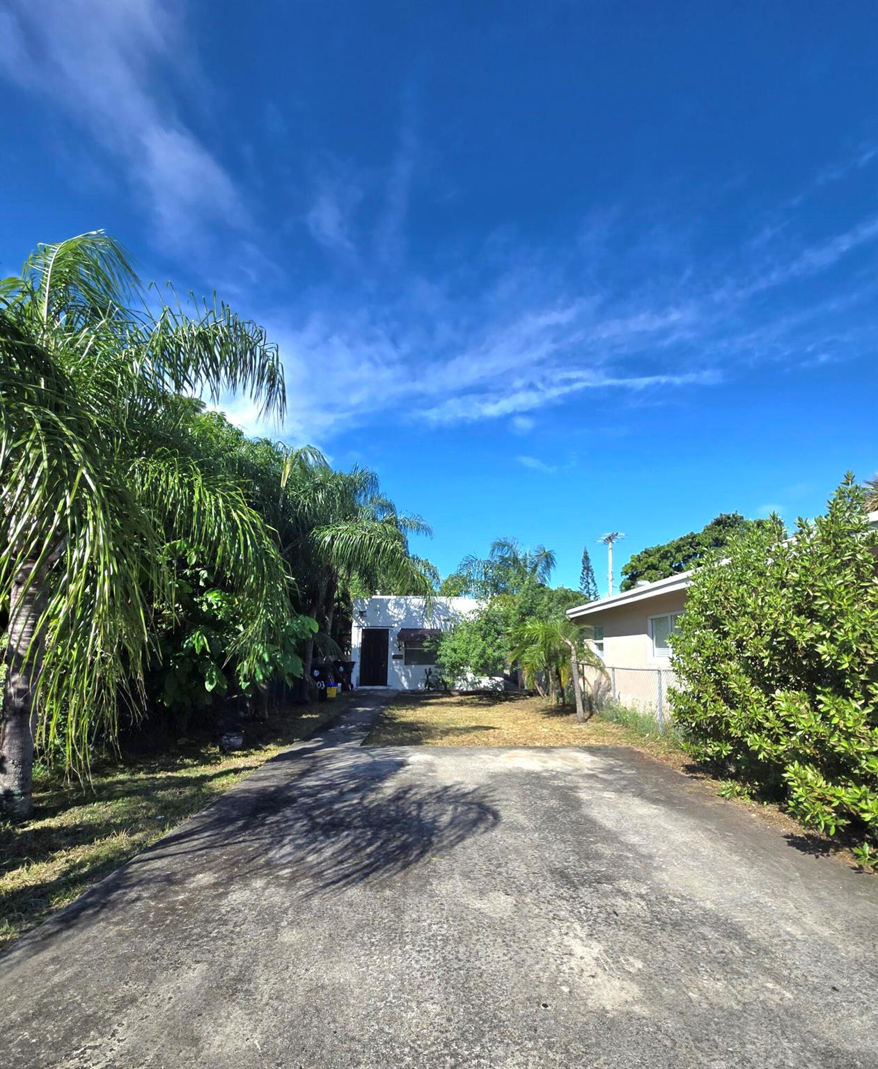 LAKE WORTH TOWN OF - Residential Lease