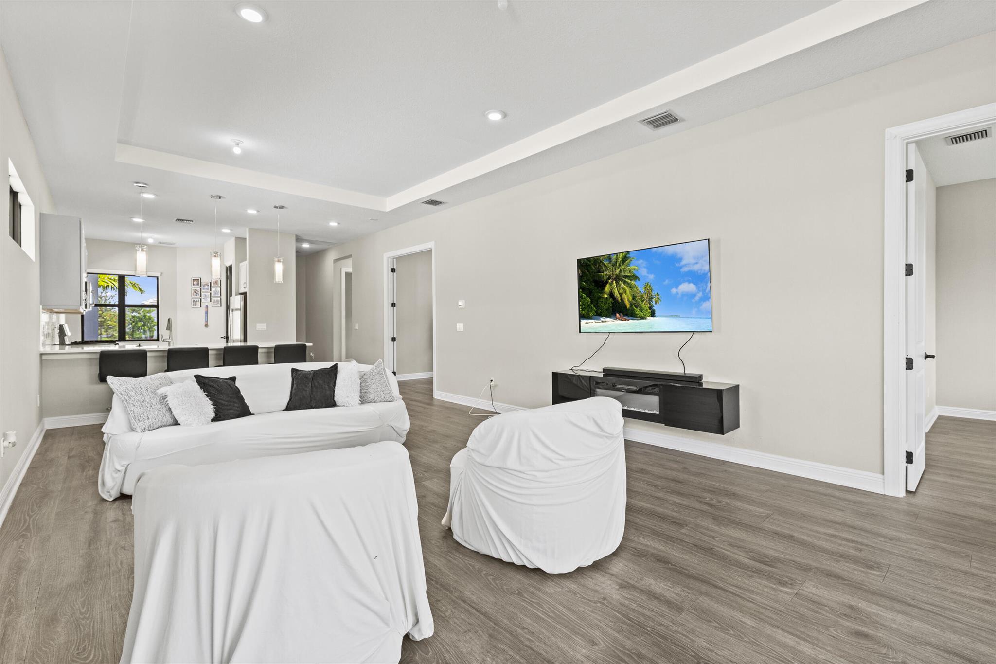 CRESSWIND PALM BEACH PHAS - Residential