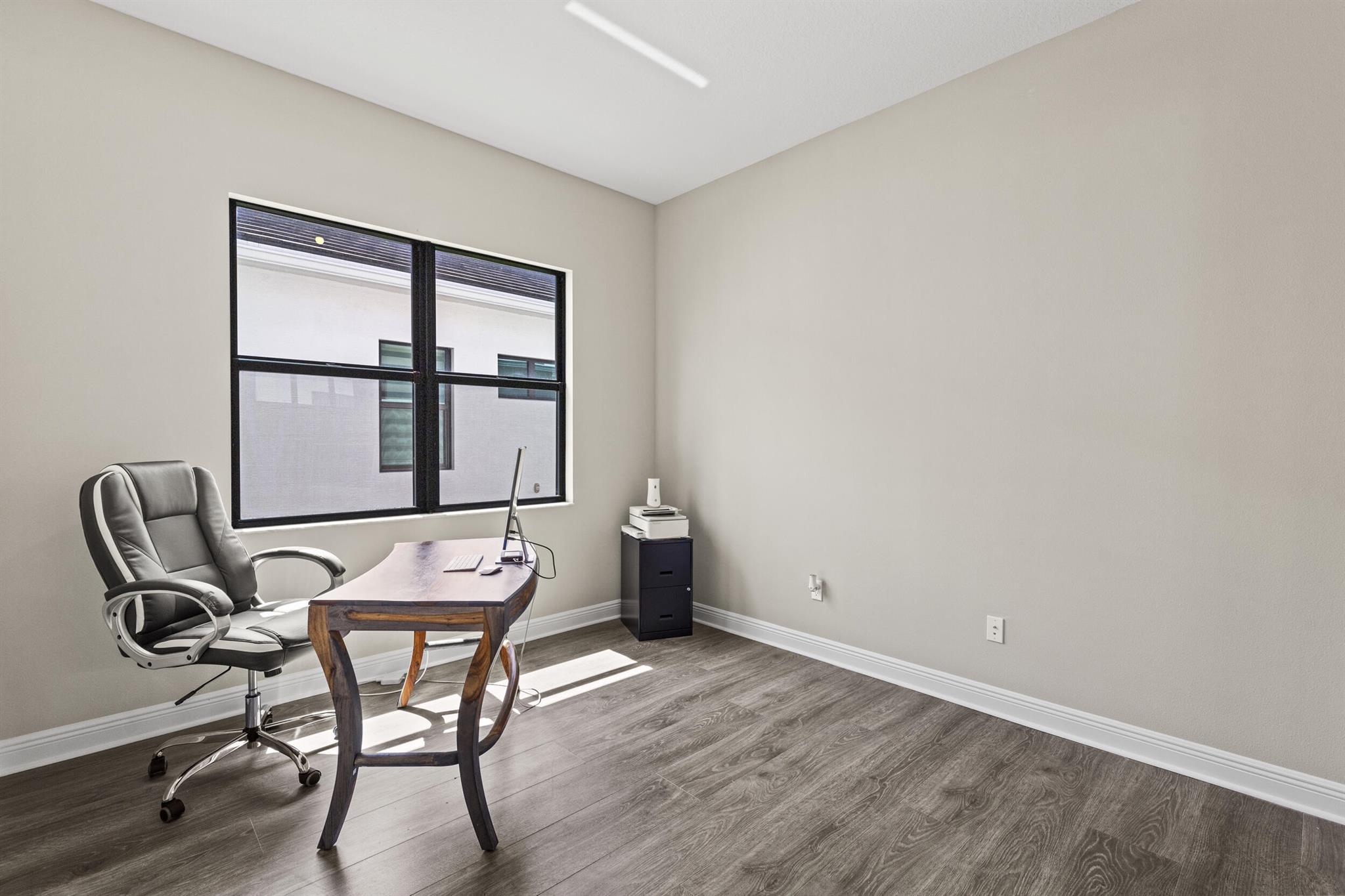 CRESSWIND PALM BEACH PHAS - Residential