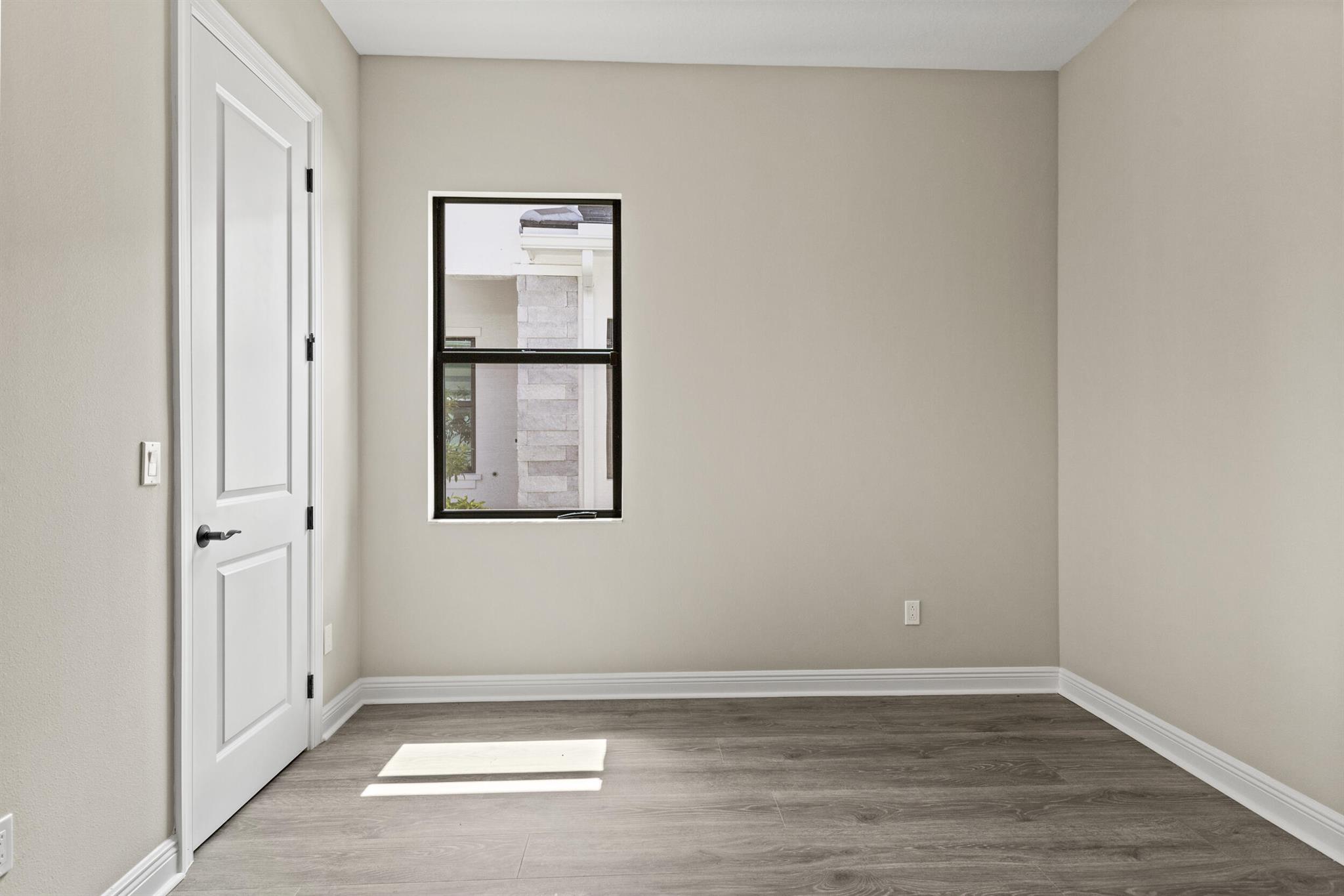 CRESSWIND PALM BEACH PHAS - Residential