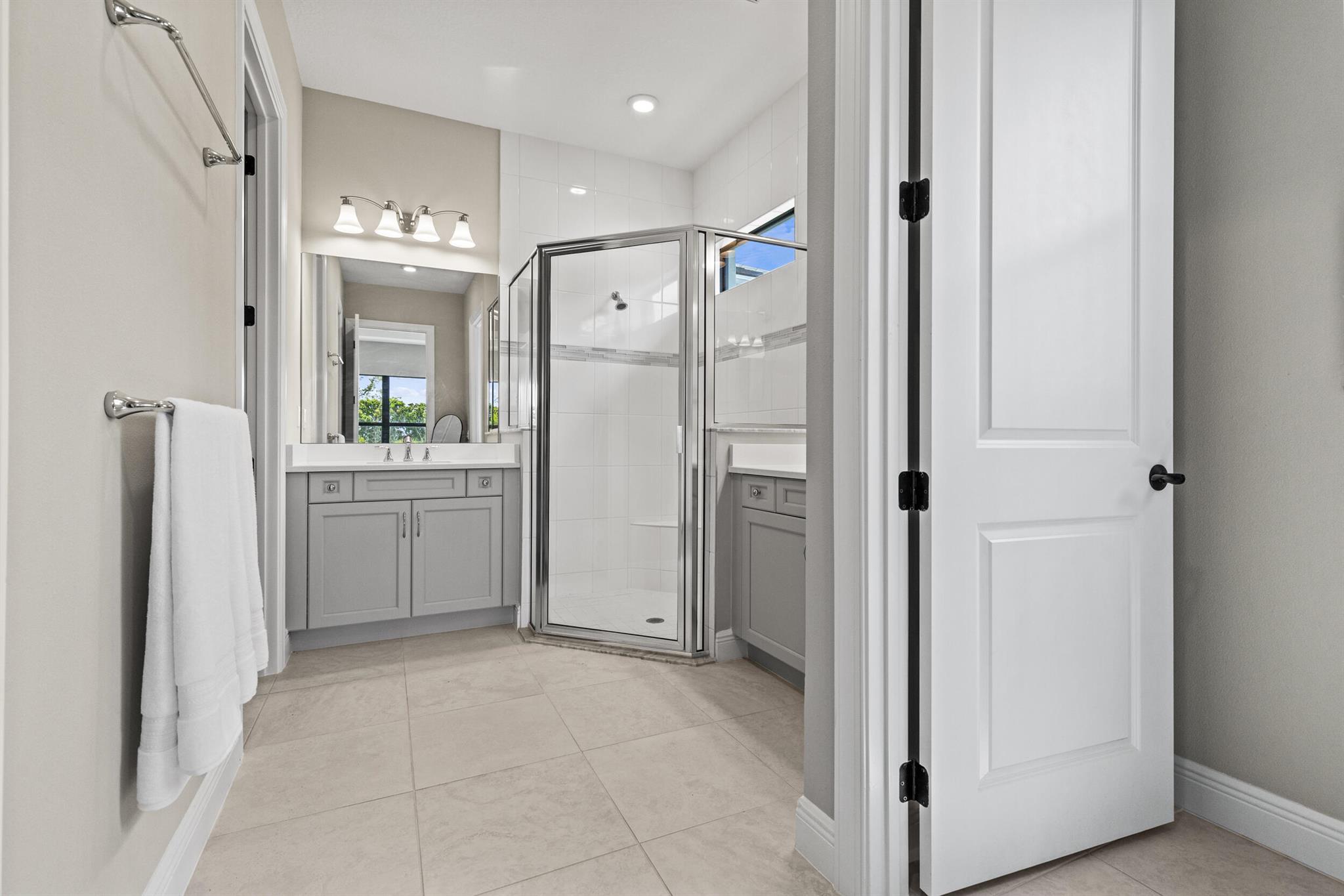 CRESSWIND PALM BEACH PHAS - Residential