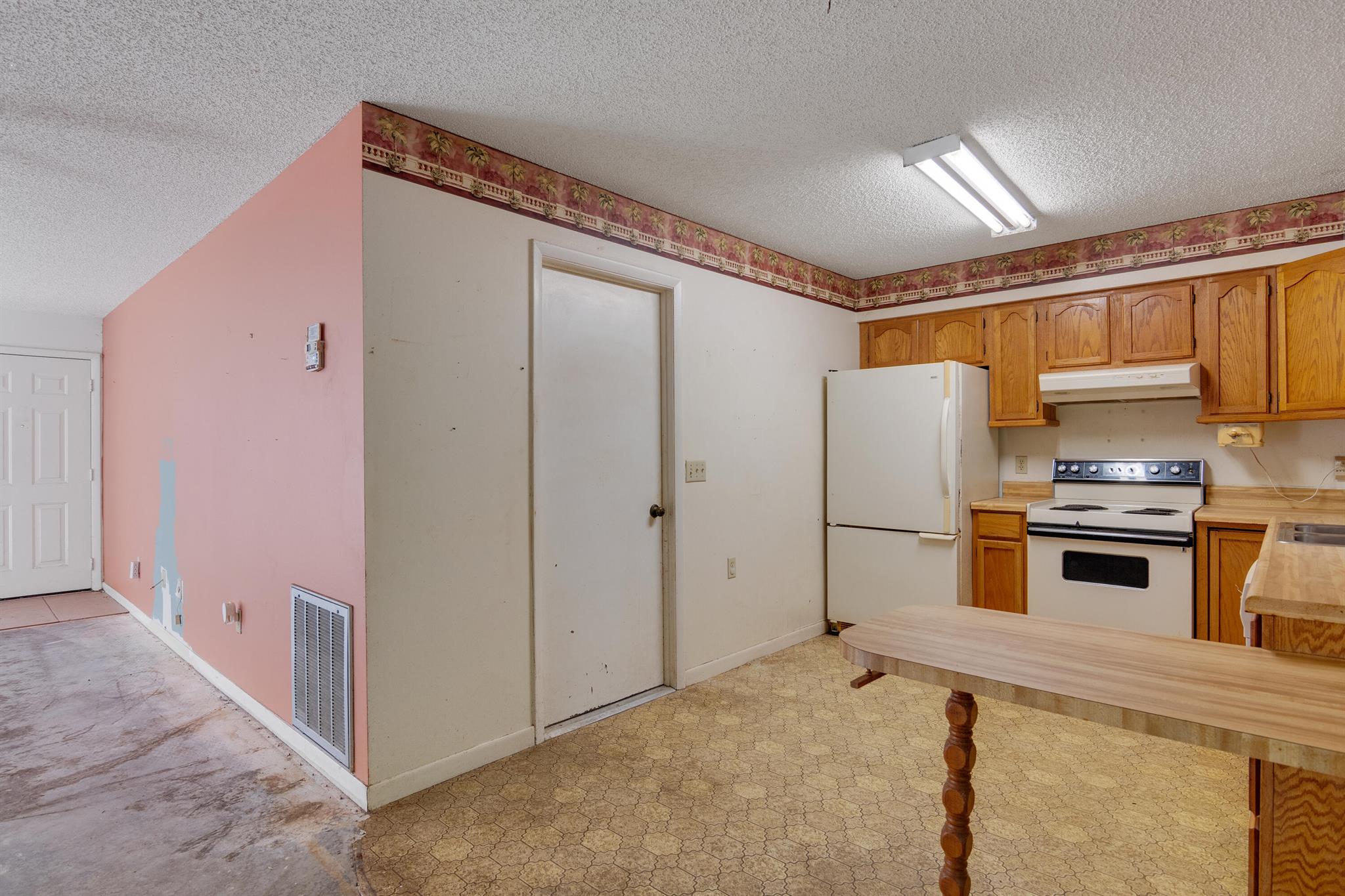 GREENWOOD VILLAGE SUB UNI - Residential