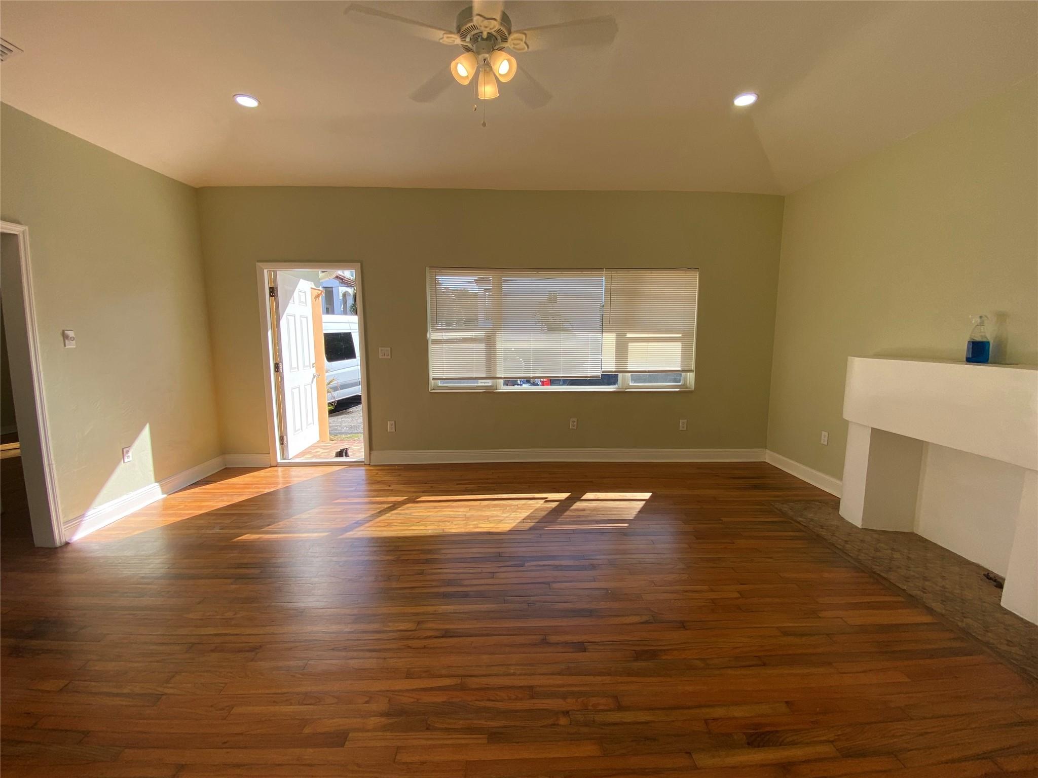 St James Court 5-26 B - Residential Lease