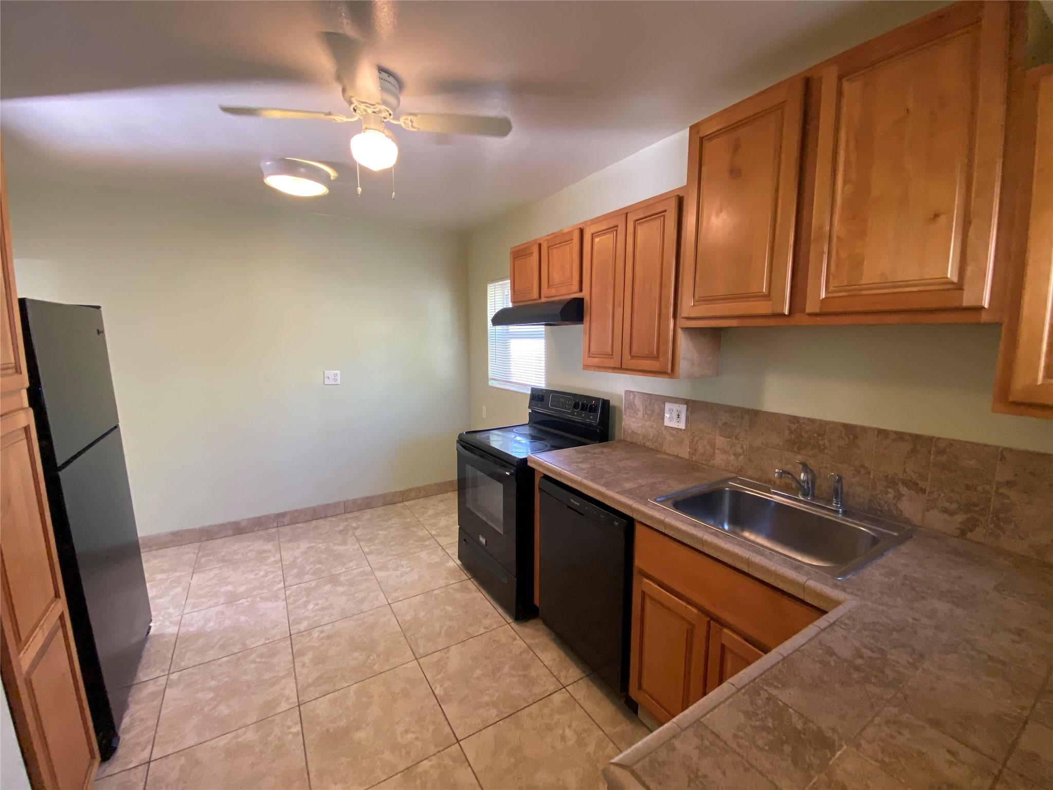 St James Court 5-26 B - Residential Lease