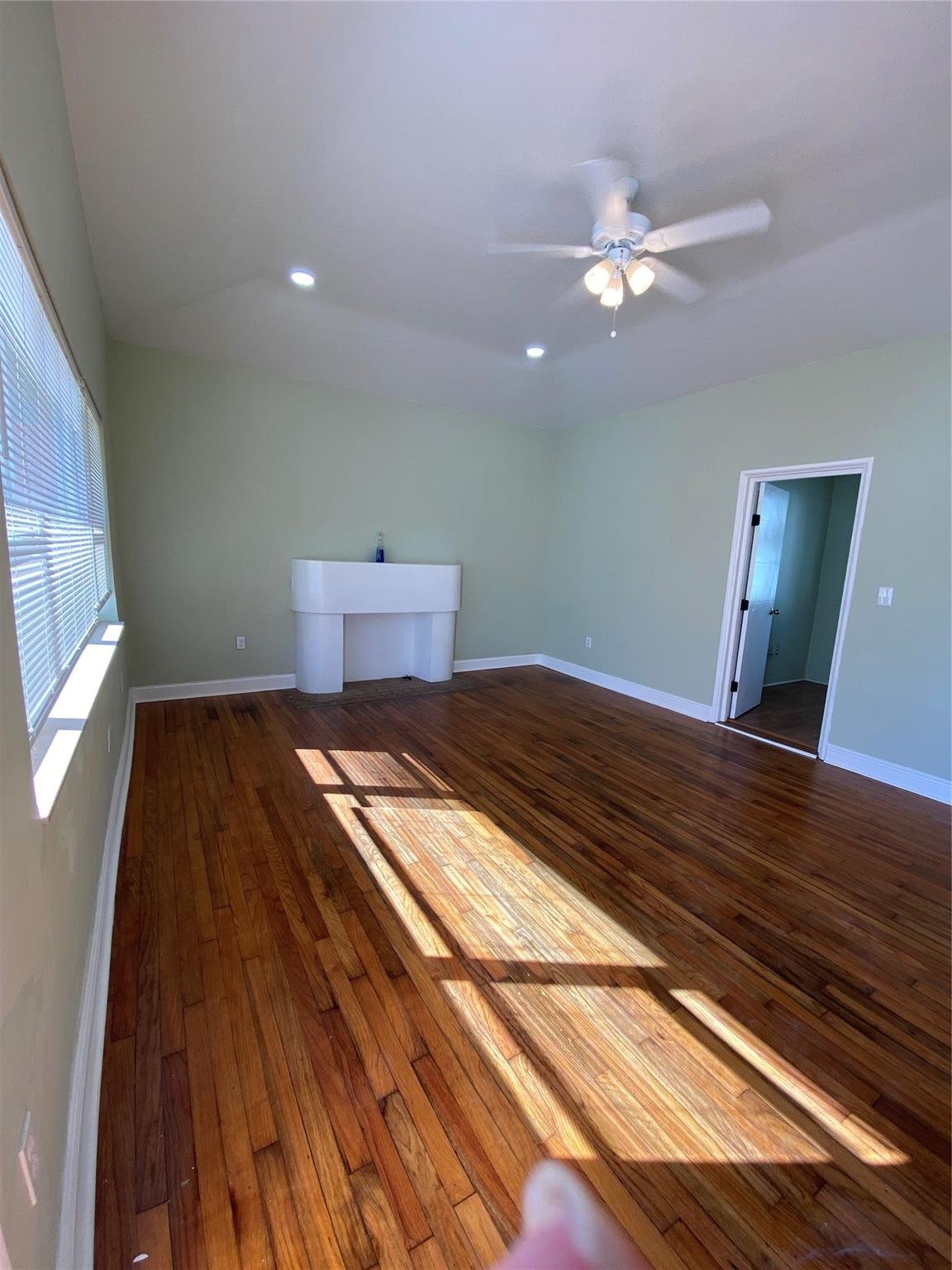 St James Court 5-26 B - Residential Lease