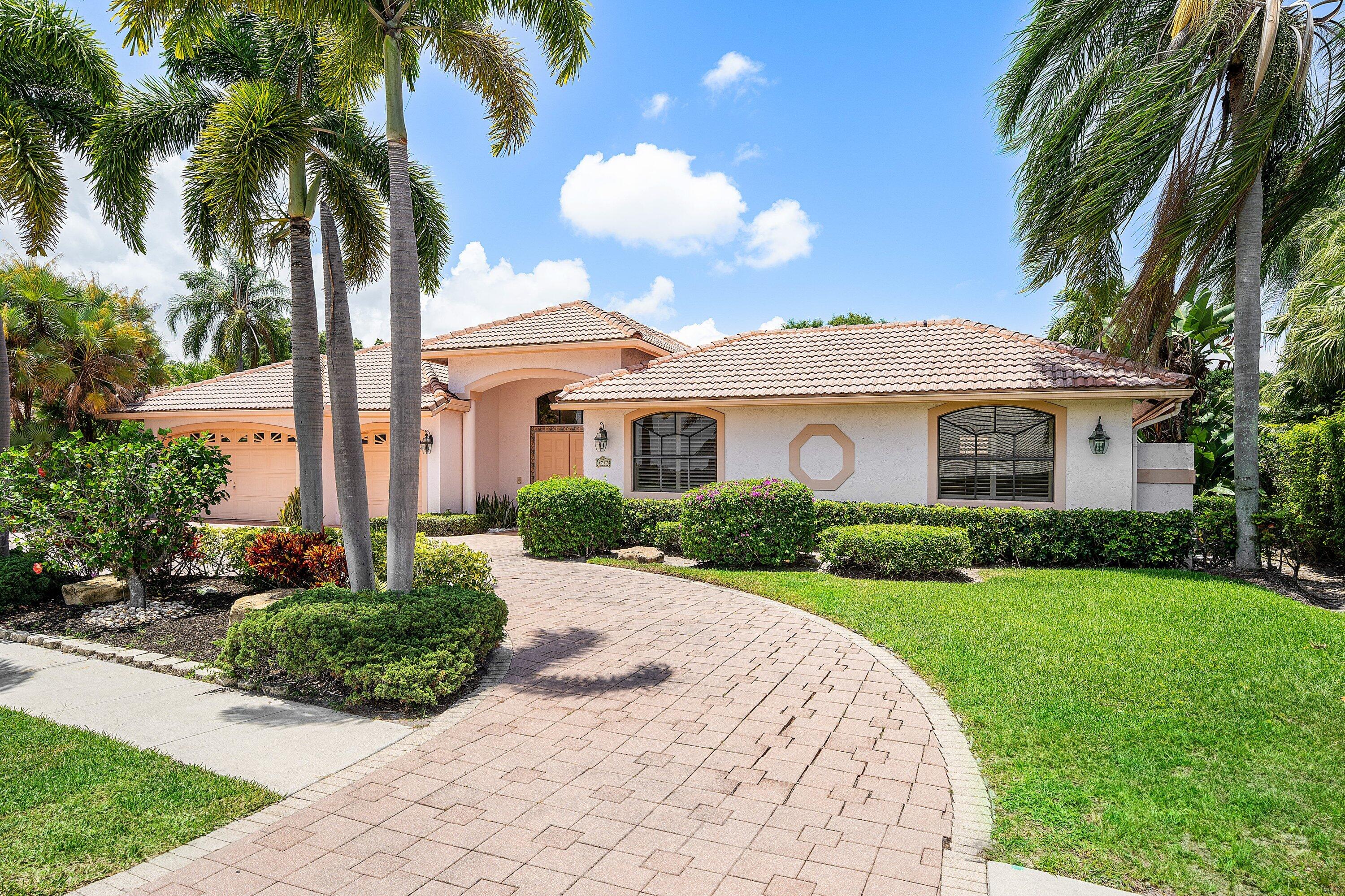 BOCAIRE COUNTRY CLUB - Residential