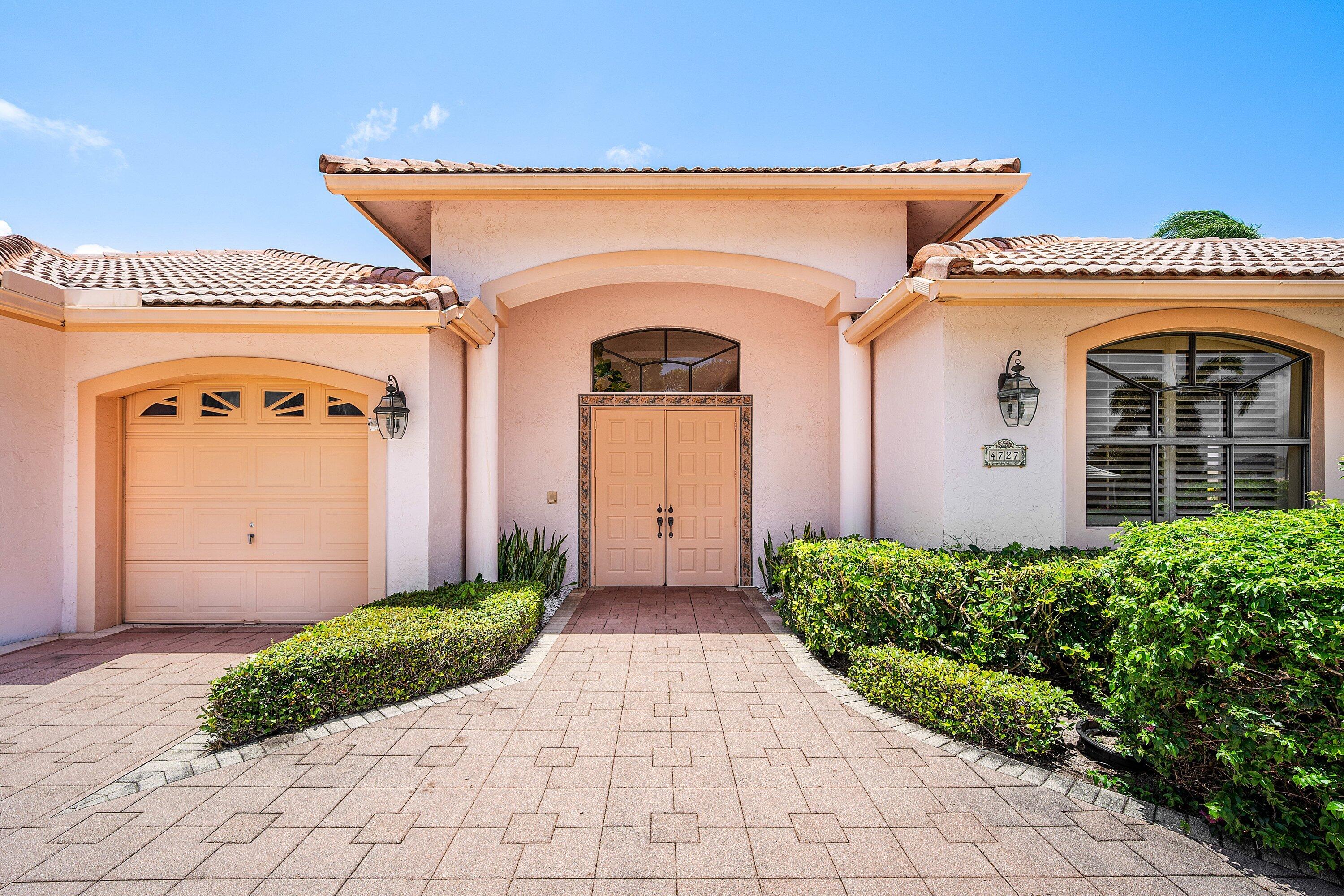 BOCAIRE COUNTRY CLUB - Residential