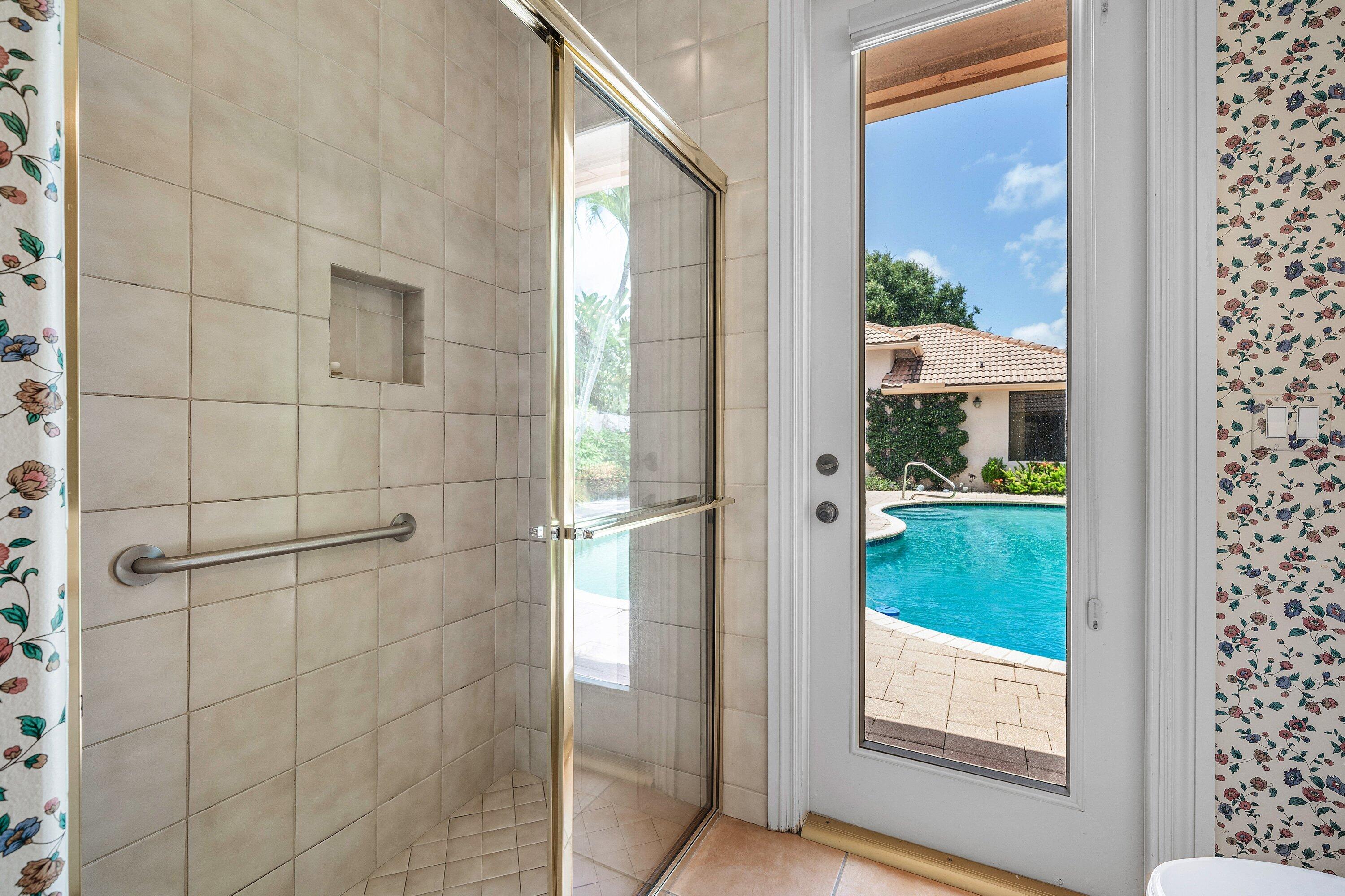 BOCAIRE COUNTRY CLUB - Residential