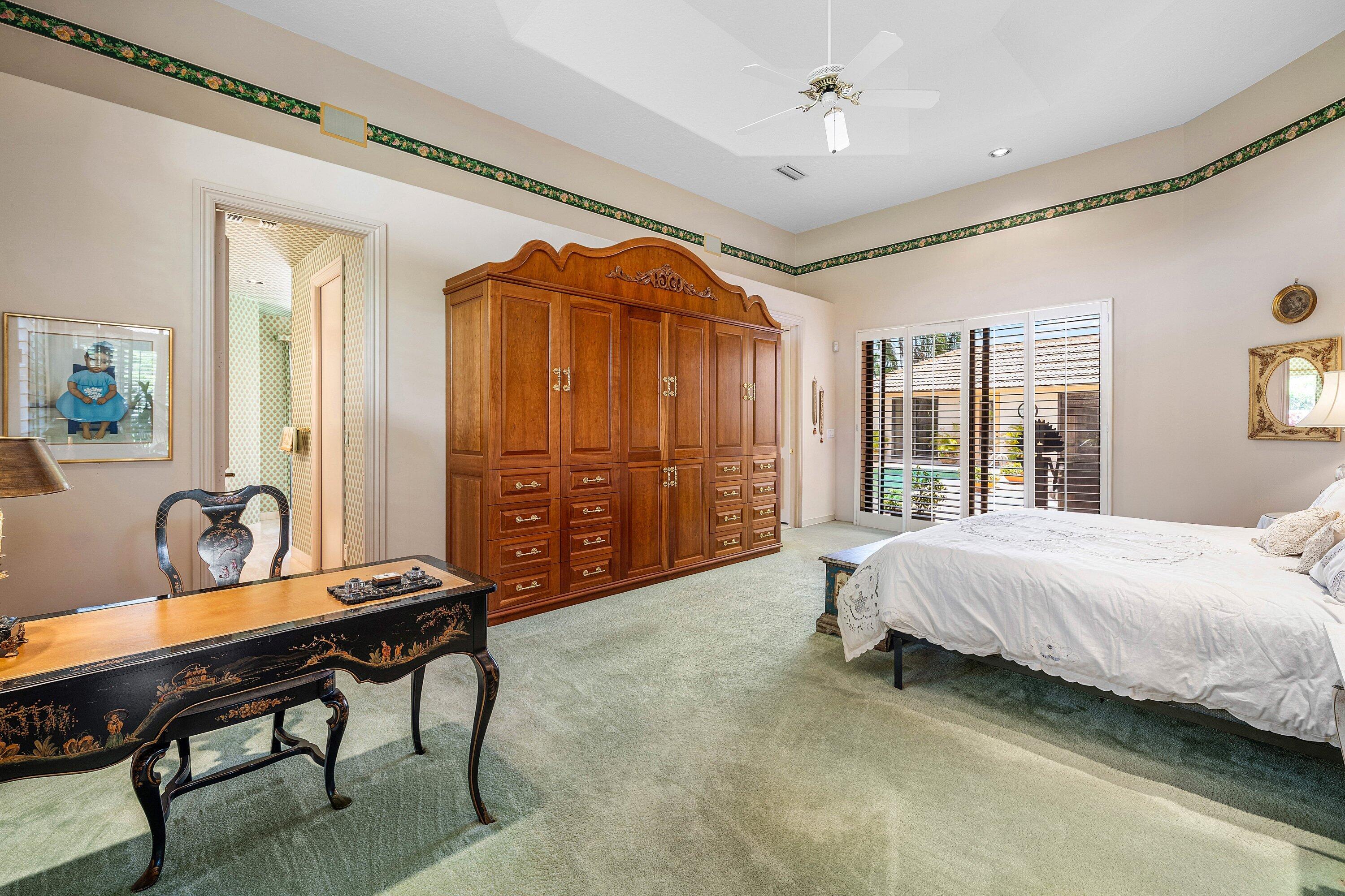 BOCAIRE COUNTRY CLUB - Residential