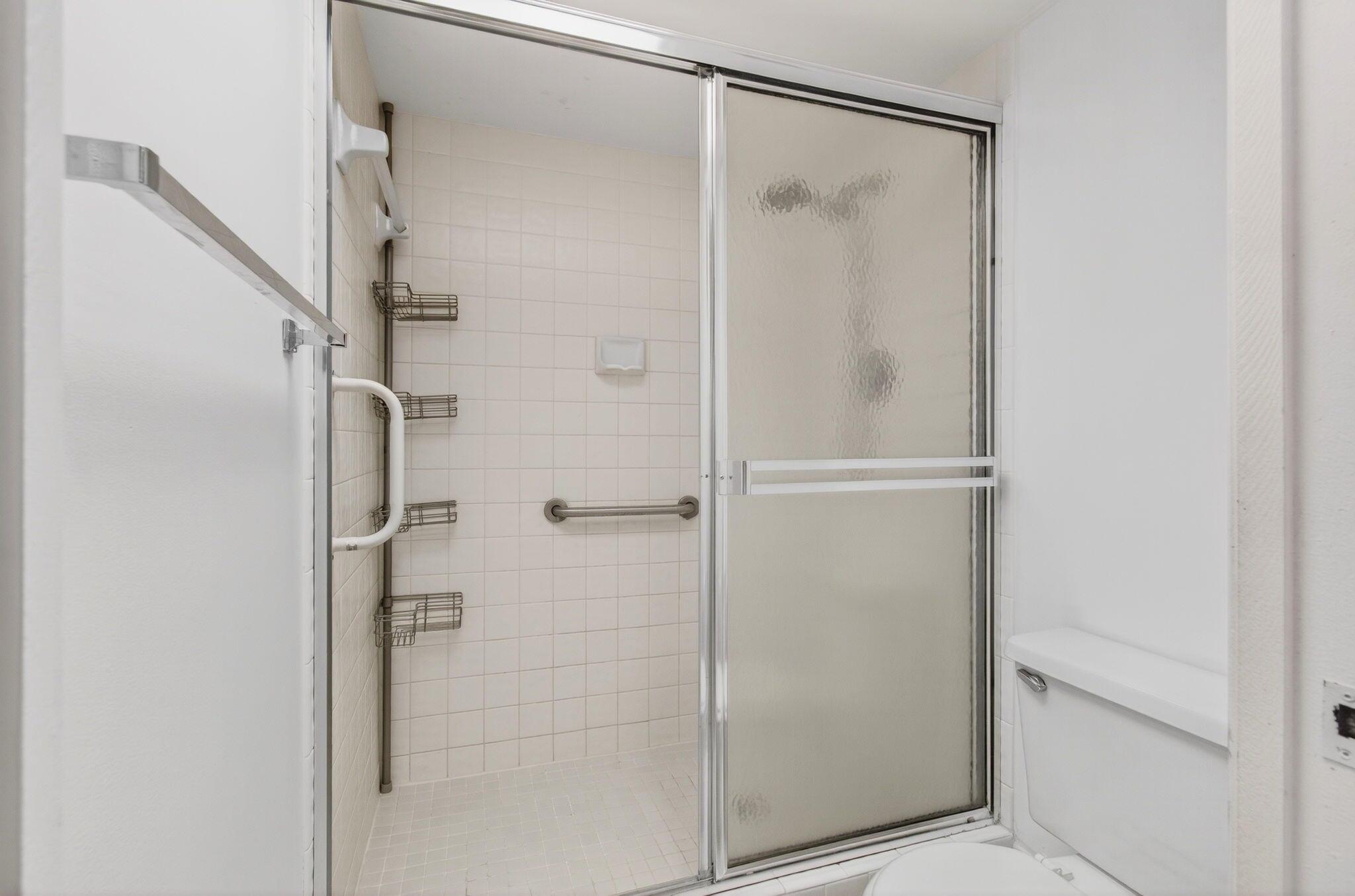 CAYMAN VILLAGE A CONDO - Residential Lease