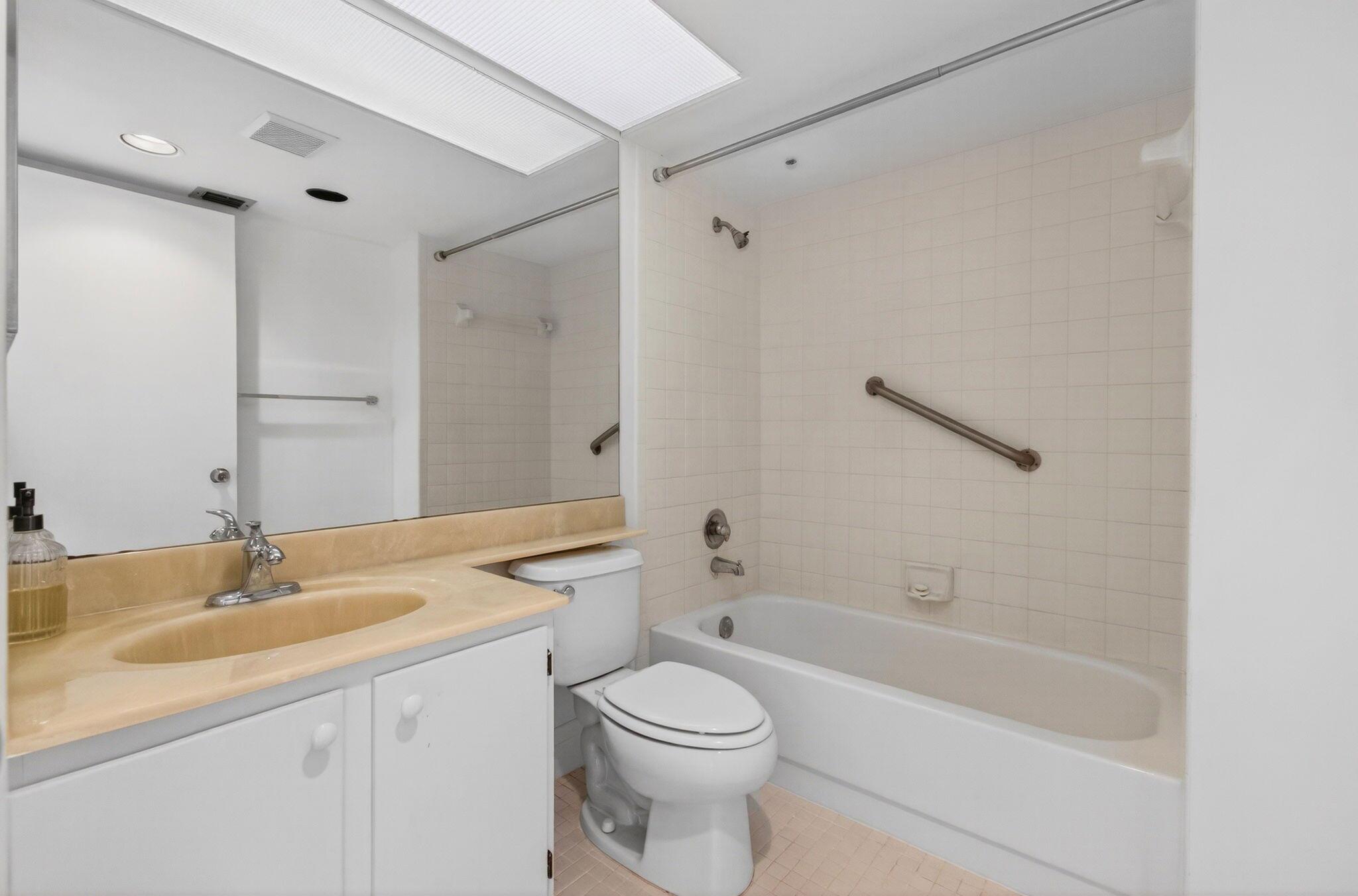 CAYMAN VILLAGE A CONDO - Residential Lease