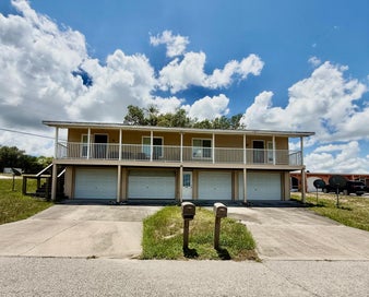 429 Lake June Drive 1-2 Lake Placid FL 33852