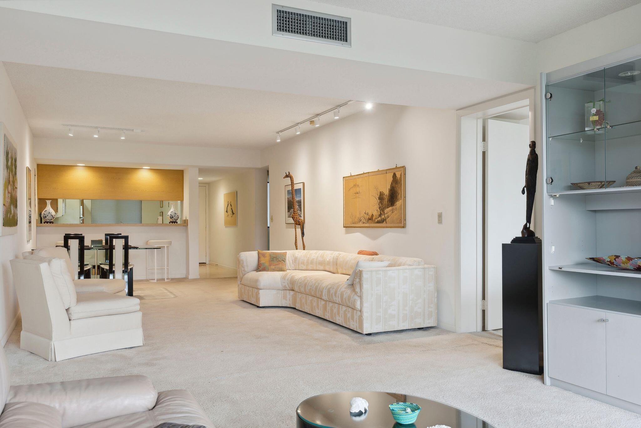 WHITEHALL CONDO - Residential