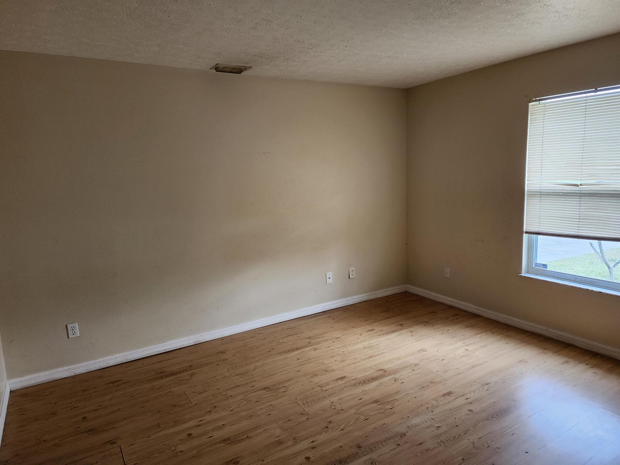 PORT ST LUCIE SECTION 8 - Residential