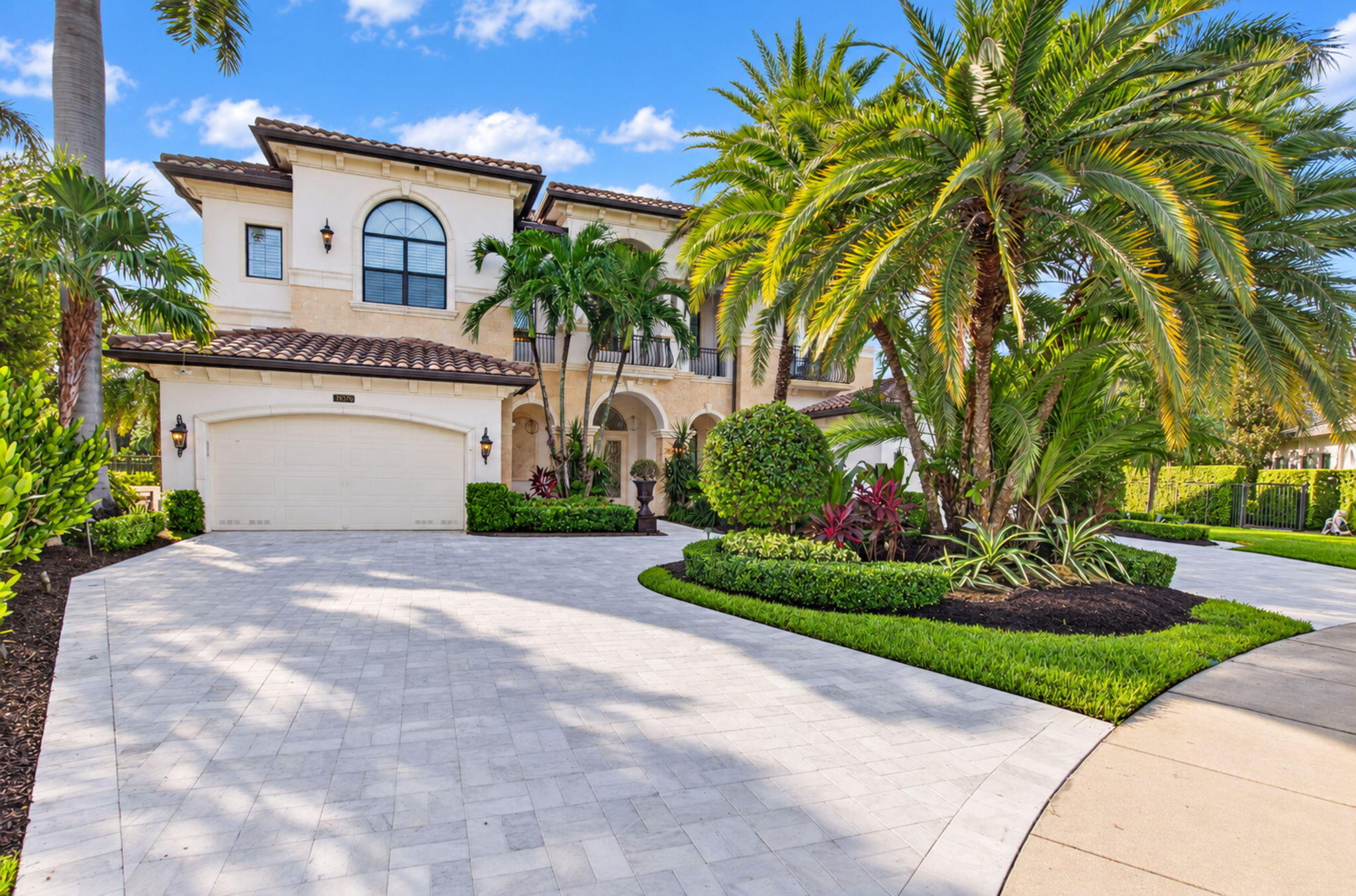 16876 CROWN BRIDGE Drive