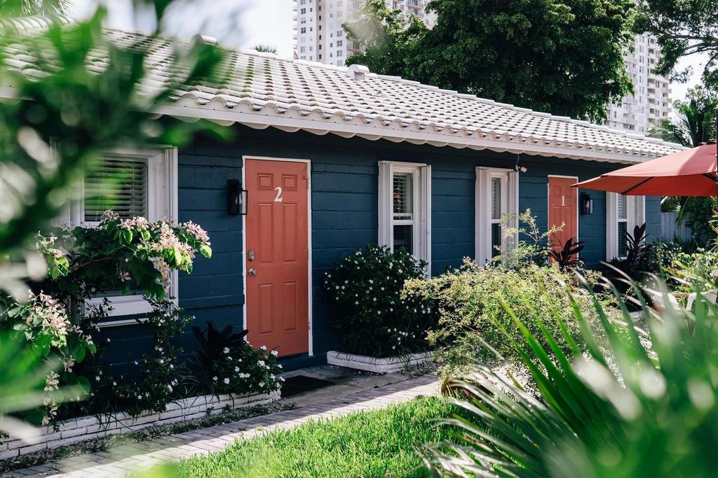 Photo of 213 Hibiscus Avenue, Pompano Beach, FL 33062 (MLS # F10556073)