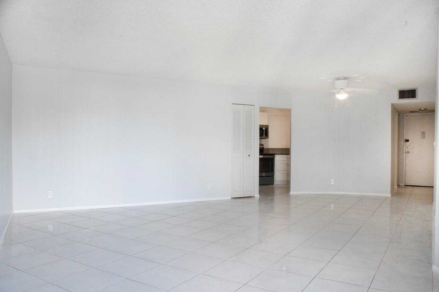 800 Parkview Drive 411