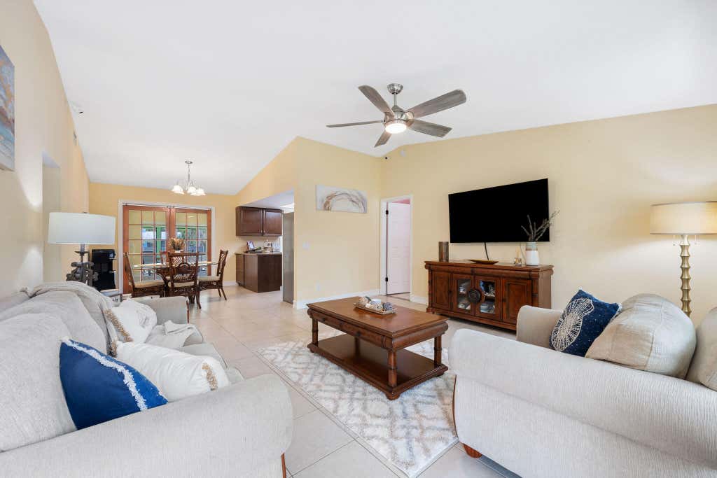 Photo of 12455 182nd Road N, Jupiter, FL 33478 (MLS # R11068169)
