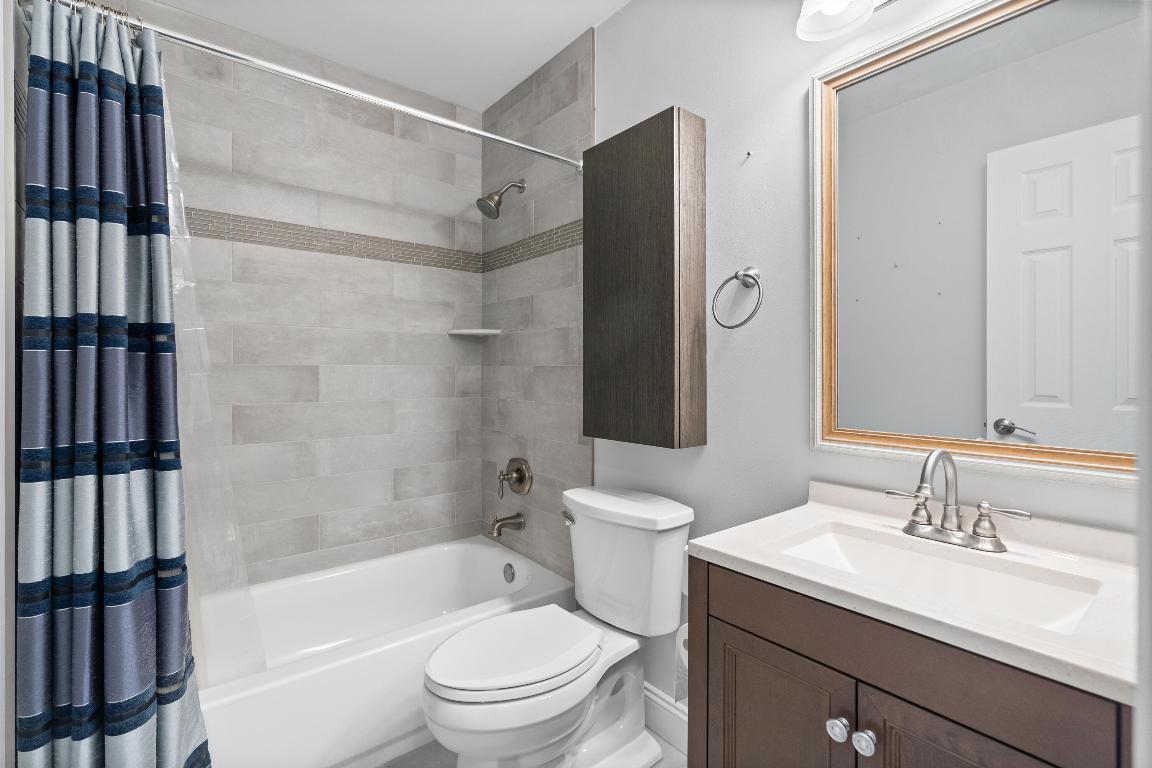 HOLIDAY SPRINGS VILLAGE AND - Residential