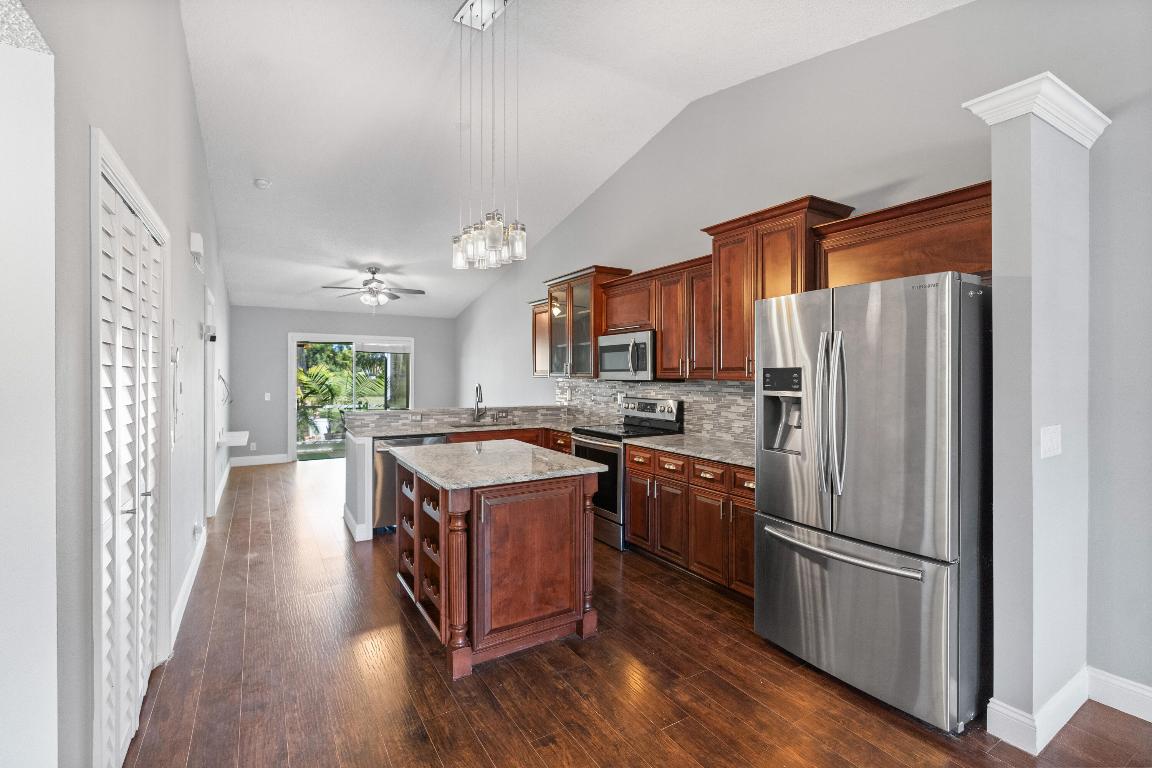 HOLIDAY SPRINGS VILLAGE AND - Residential