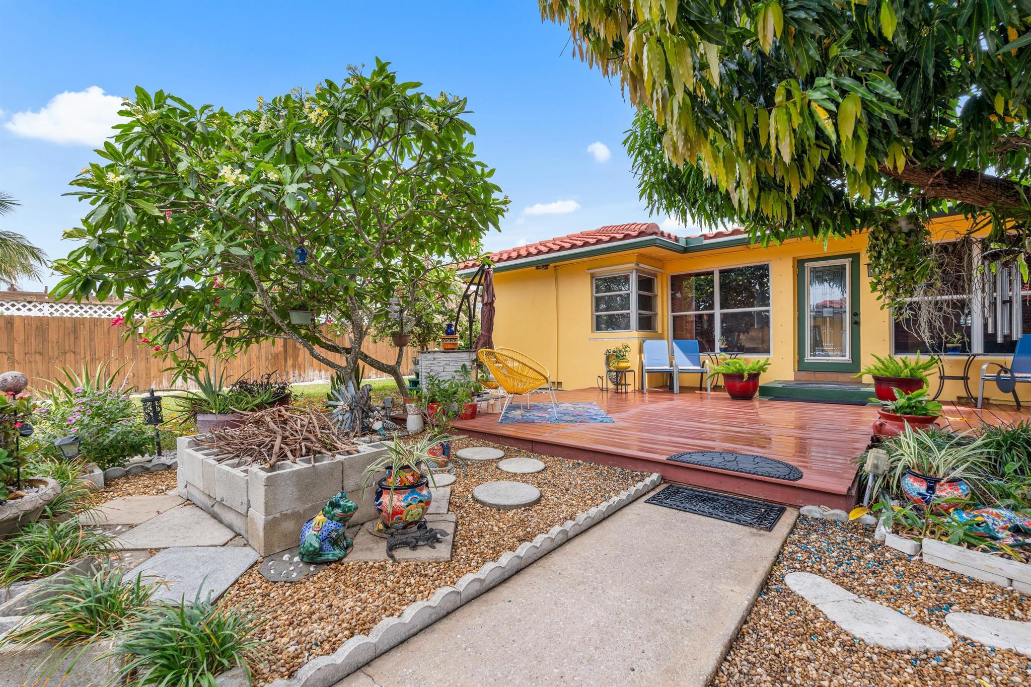 1802 Lake Osborne Drive