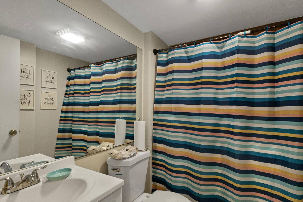 VILLAGE OF SANDALWOOD LAKES NORTH - Residential