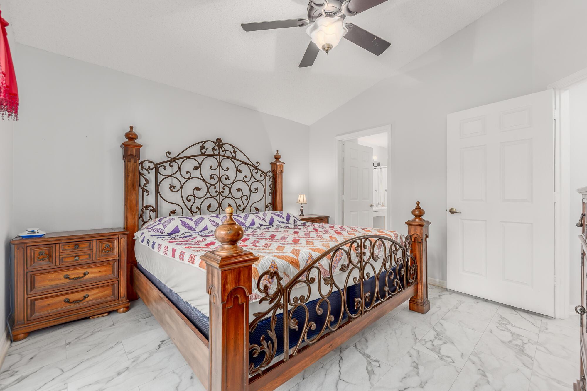 KINGS ISLE PHASE III - Residential