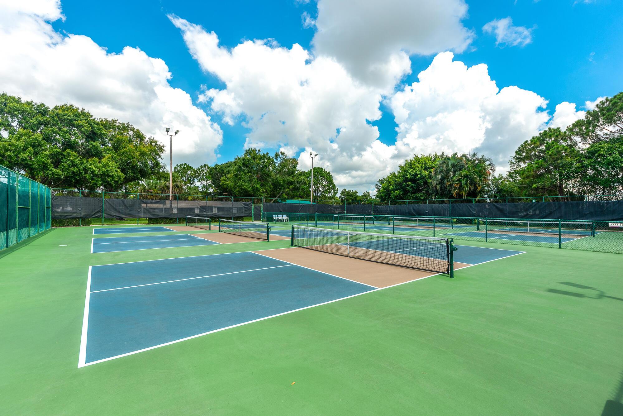 KINGS ISLE PHASE III - Residential