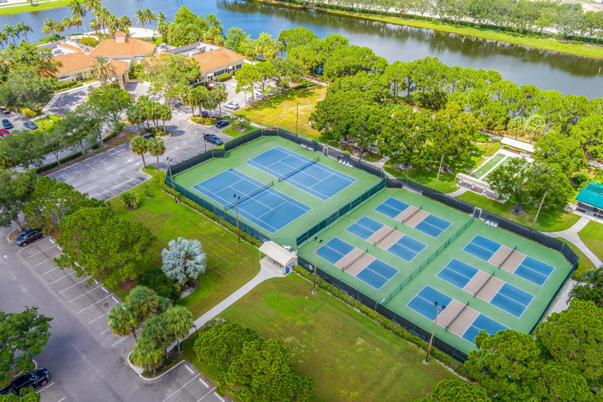 KINGS ISLE PHASE III - Residential