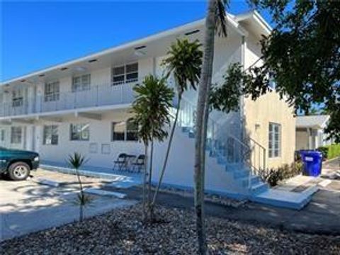 4652 N Poinciana St 2 Lauderdale By The Sea FL 33308