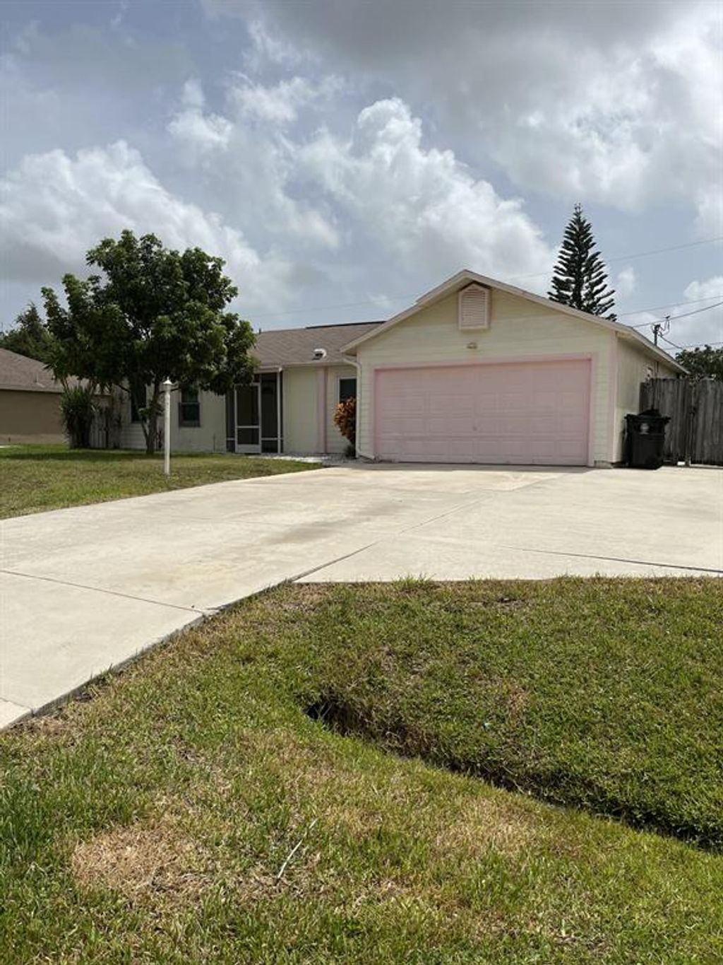 Photo of 733 NE Galilean Street St, Port Saint Lucie, FL 34983 (MLS # R10824217)