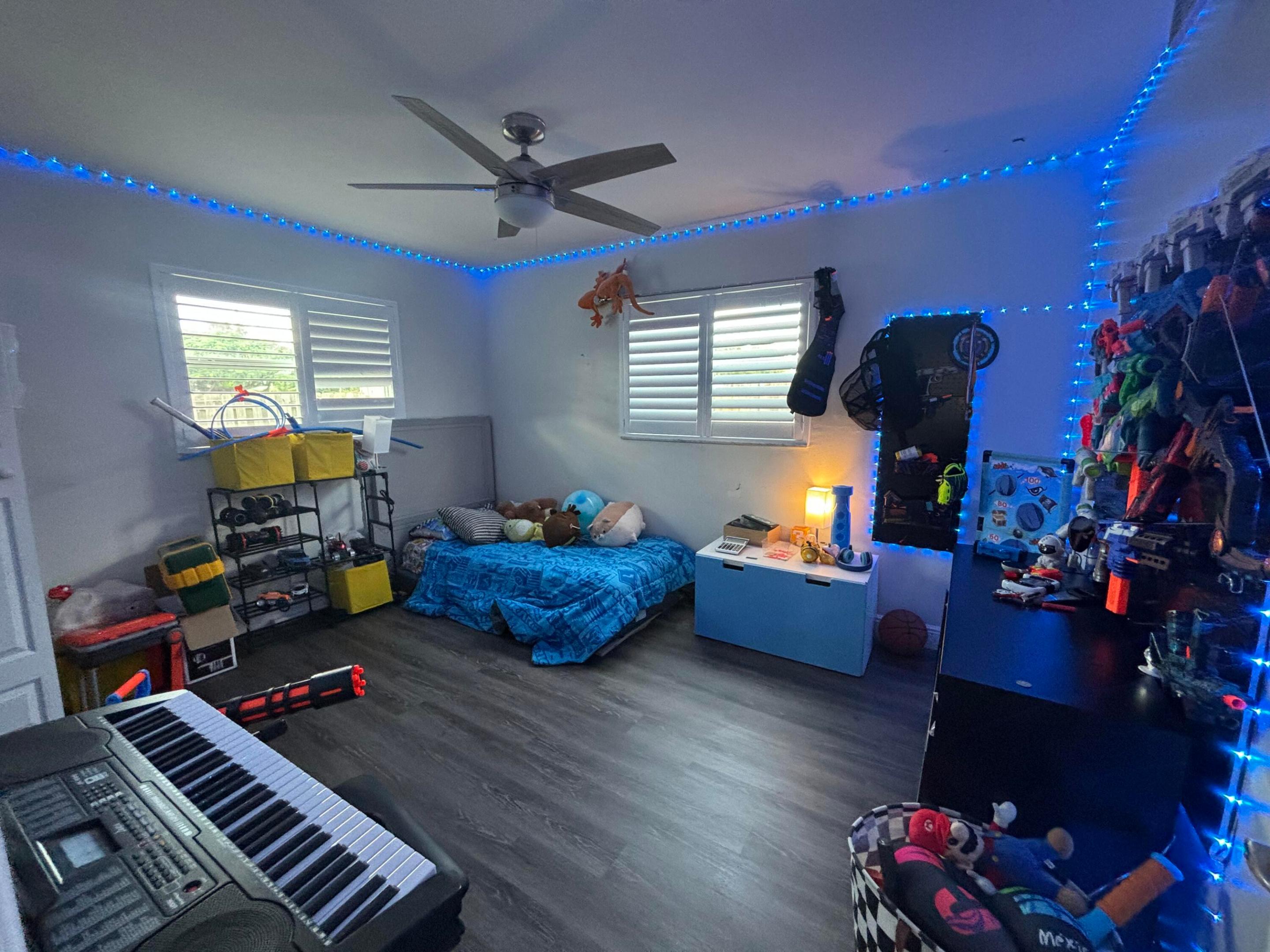 5027 Michigan Av. 16b
