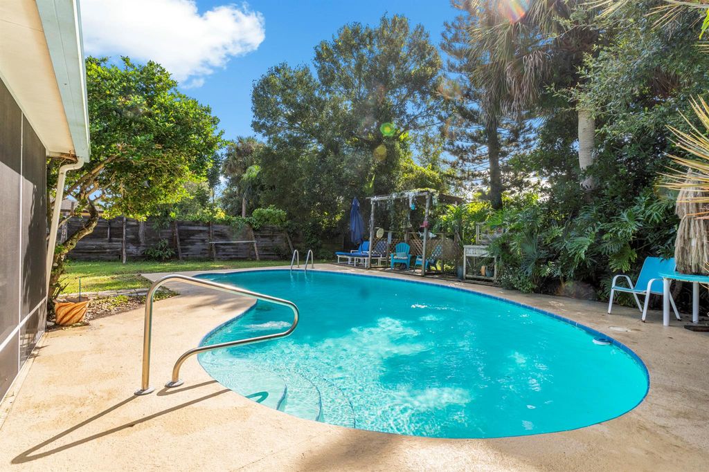 Photo of 2545 1st Place N, Vero Beach, FL 32962 (MLS # R11120988)