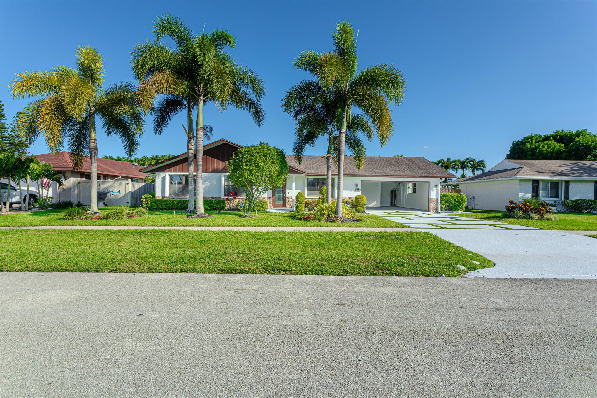 1302 Larch Way