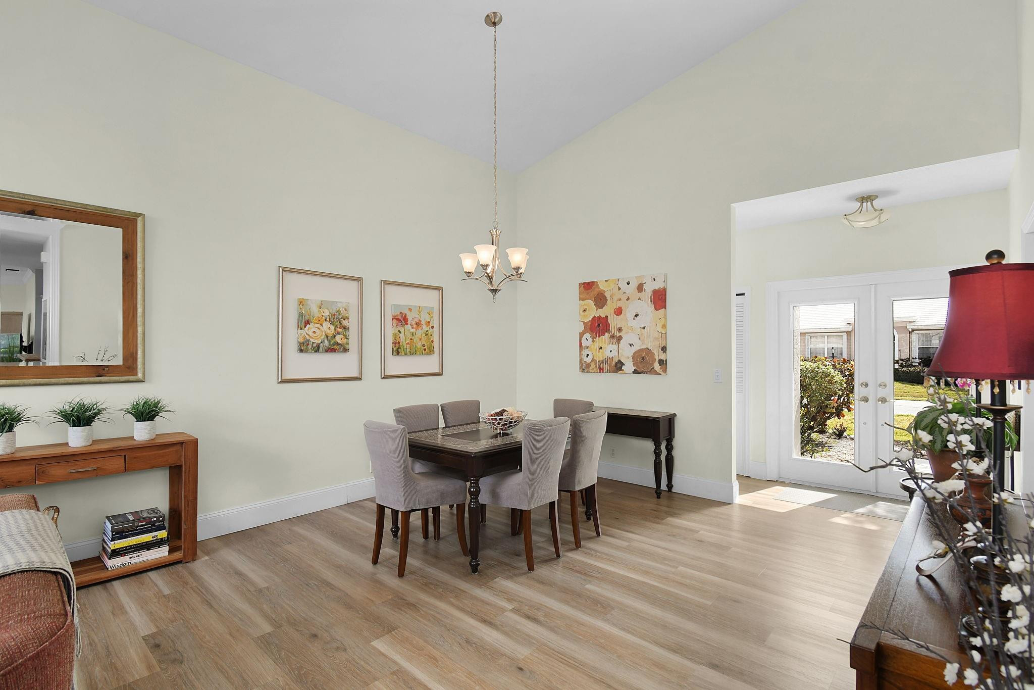 9246 SE Deerberry Place