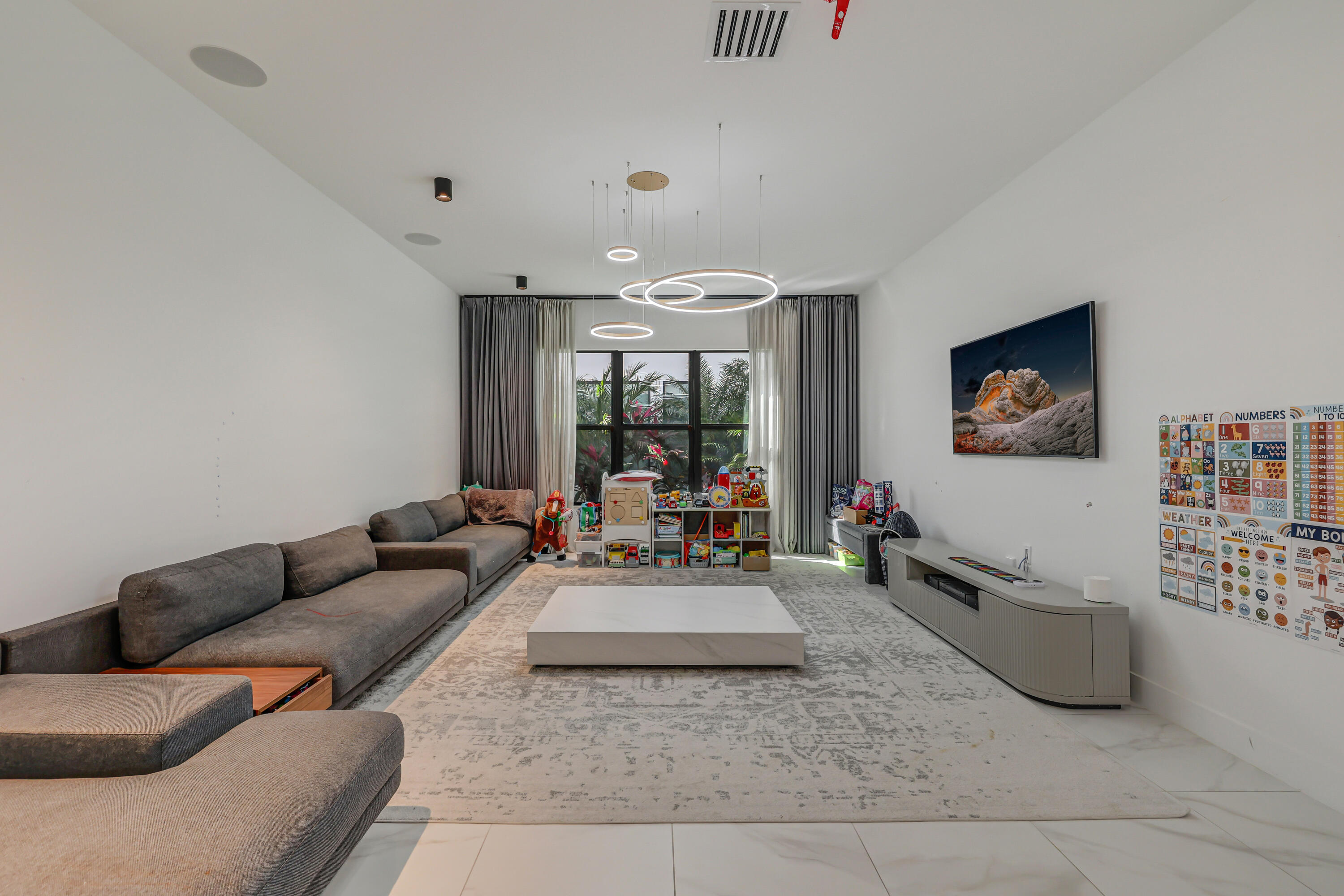 8593 Swinley Forest Way