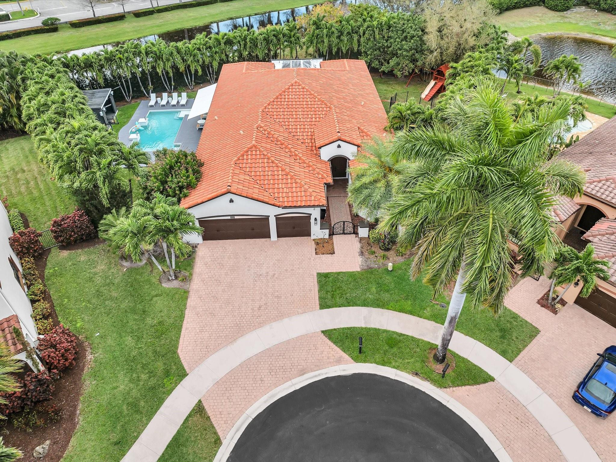 ESTADA AT MONTERRA - Residential