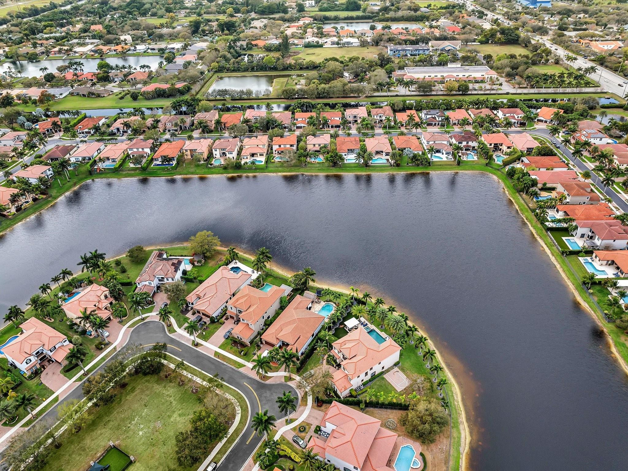 ESTADA AT MONTERRA - Residential