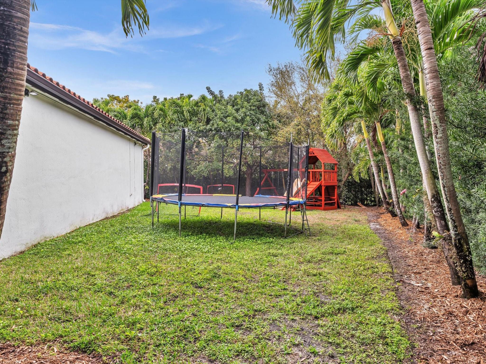 ESTADA AT MONTERRA - Residential