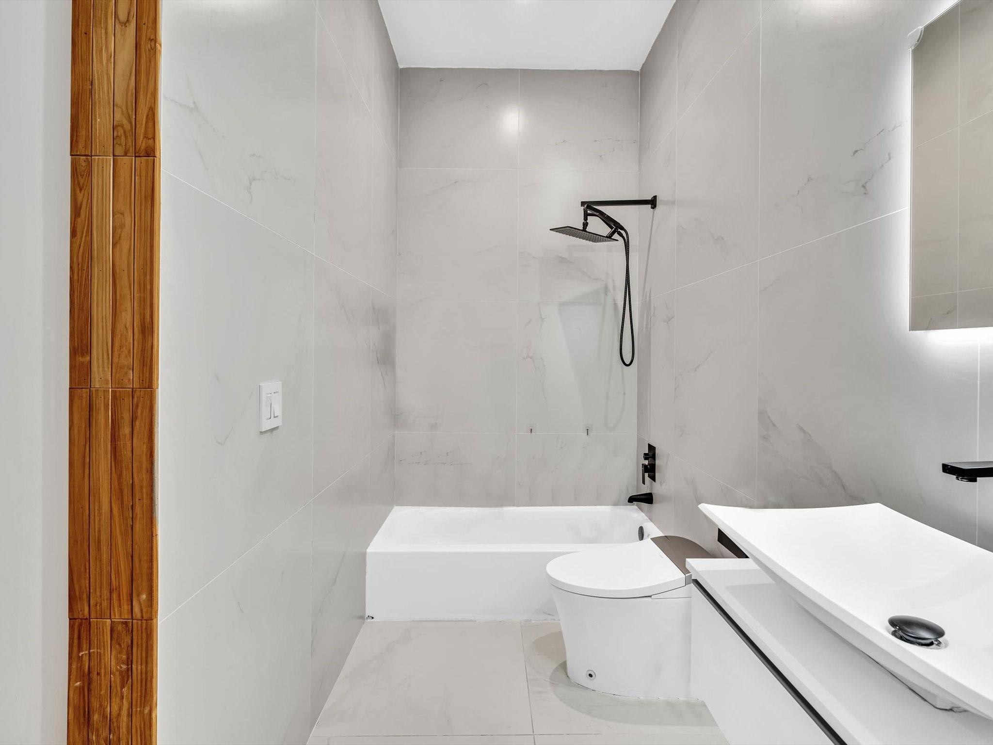 ESTADA AT MONTERRA - Residential