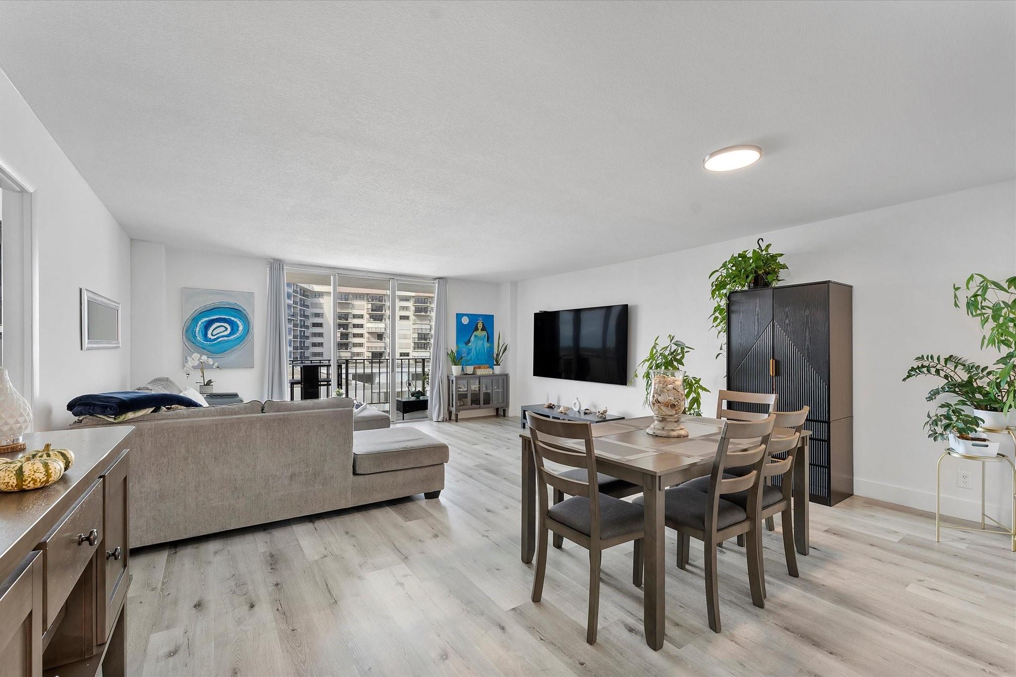 OCEAN PLACE - Residential