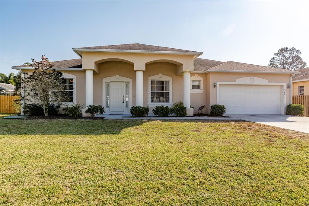 Photo of 3841 SW Crary Street, Port St Lucie, FL 34953 (MLS # R10874492)