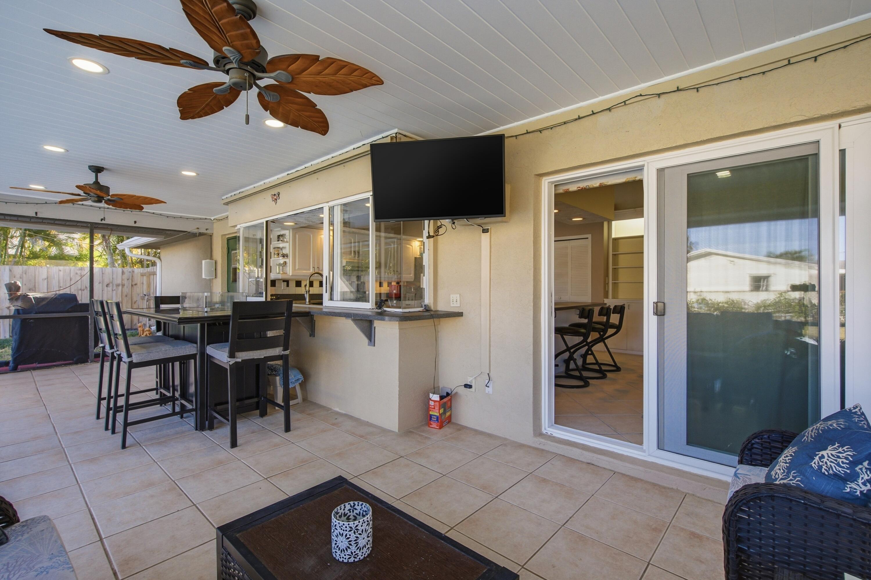 CORONA DEL RIO - Residential