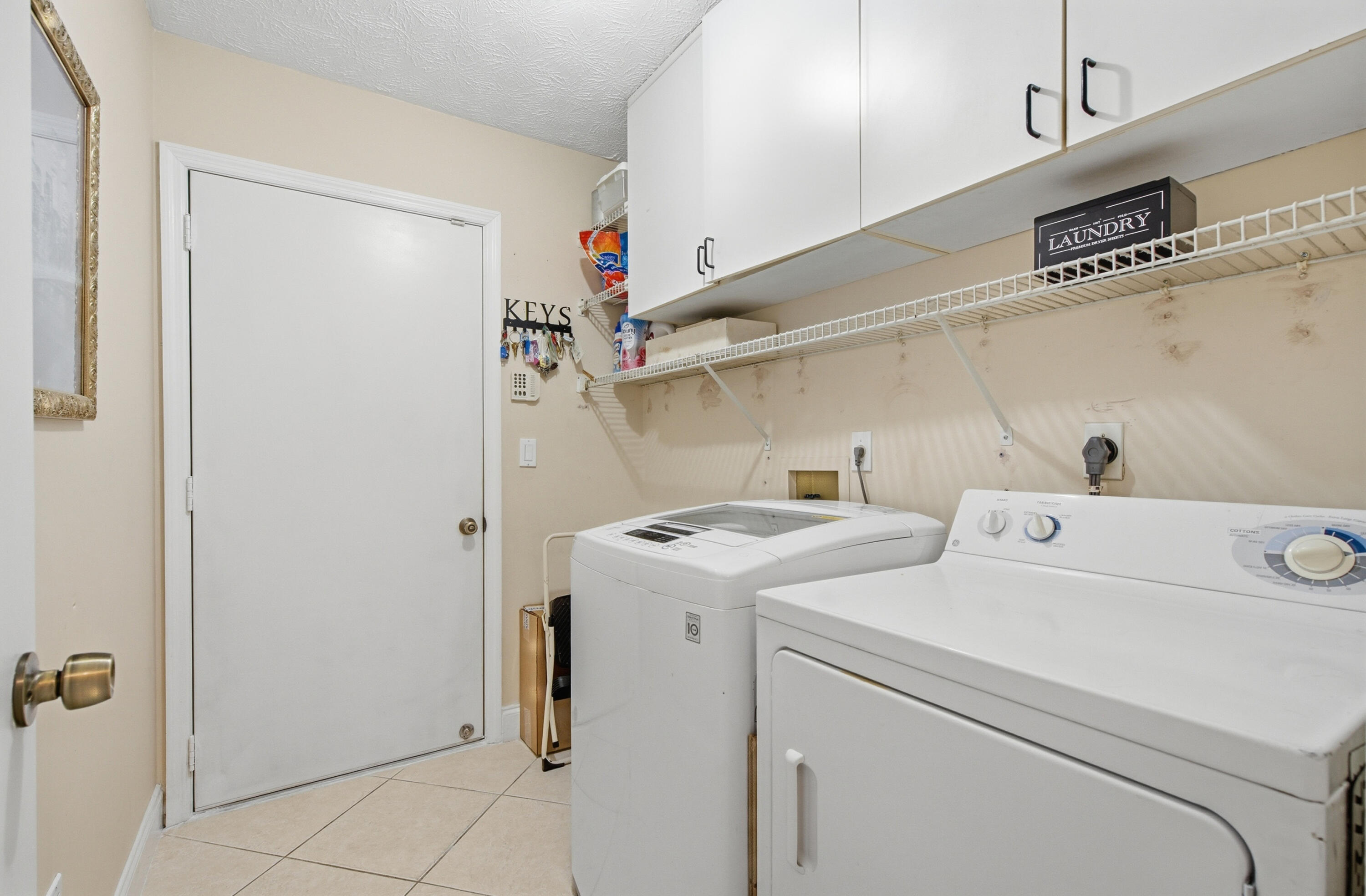 CORONA DEL RIO - Residential
