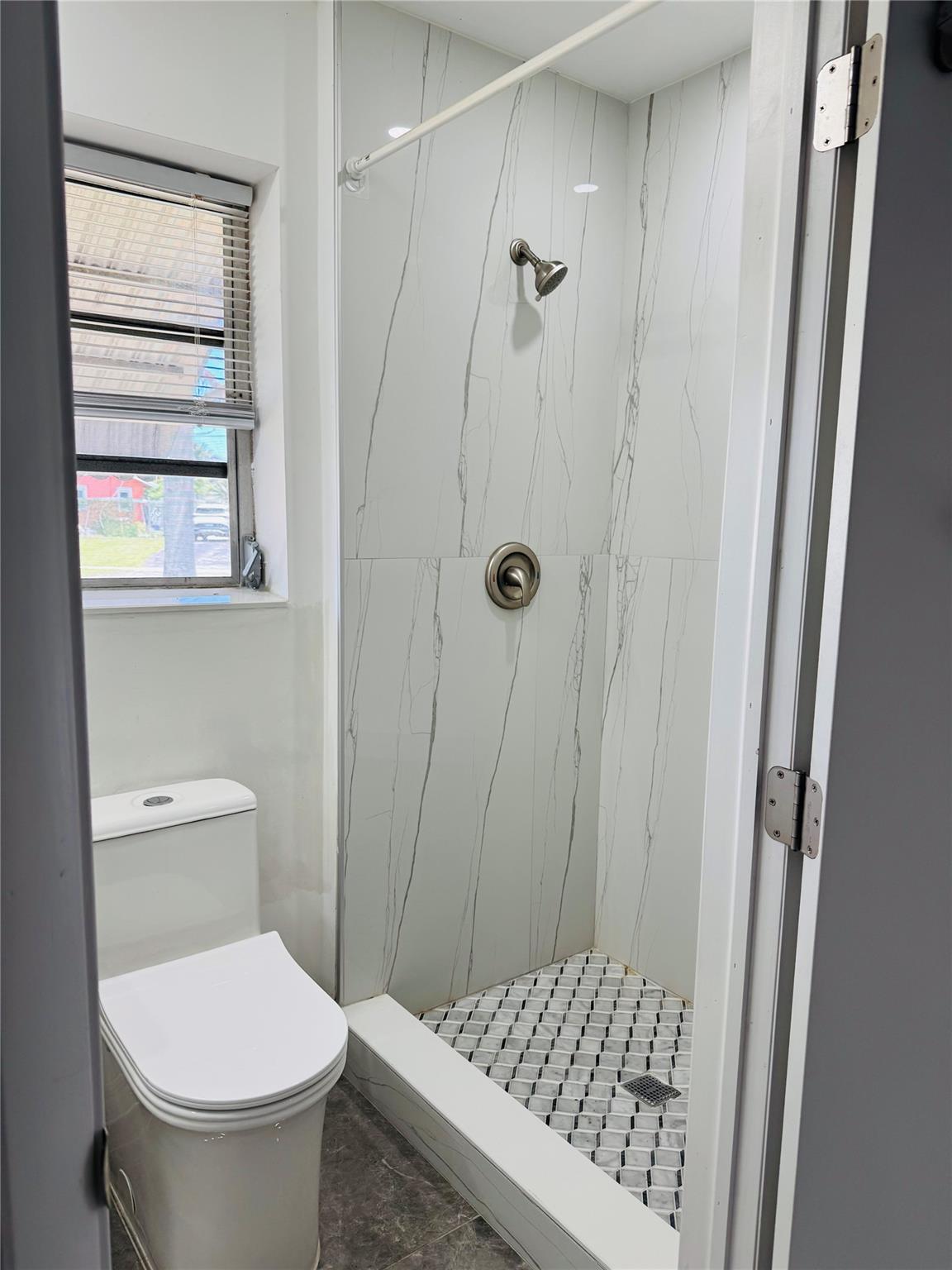 MARGATE 4TH ADD 46-27 - Residential Lease