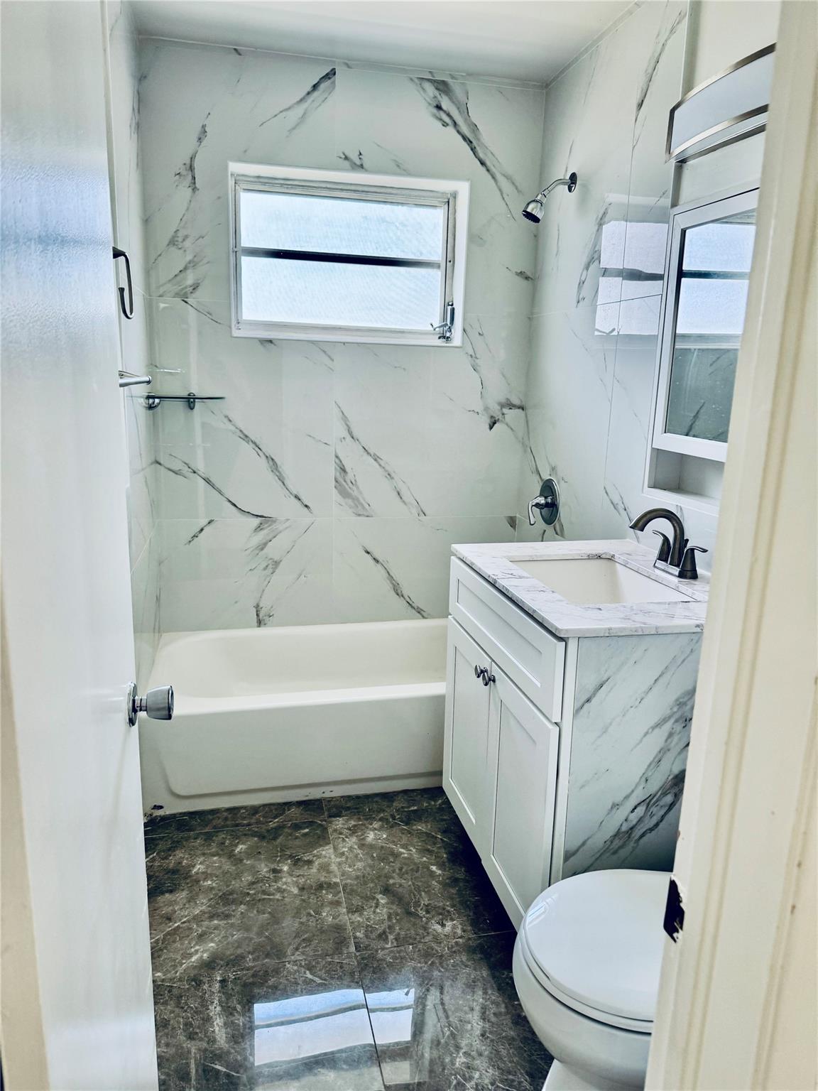 MARGATE 4TH ADD 46-27 - Residential Lease