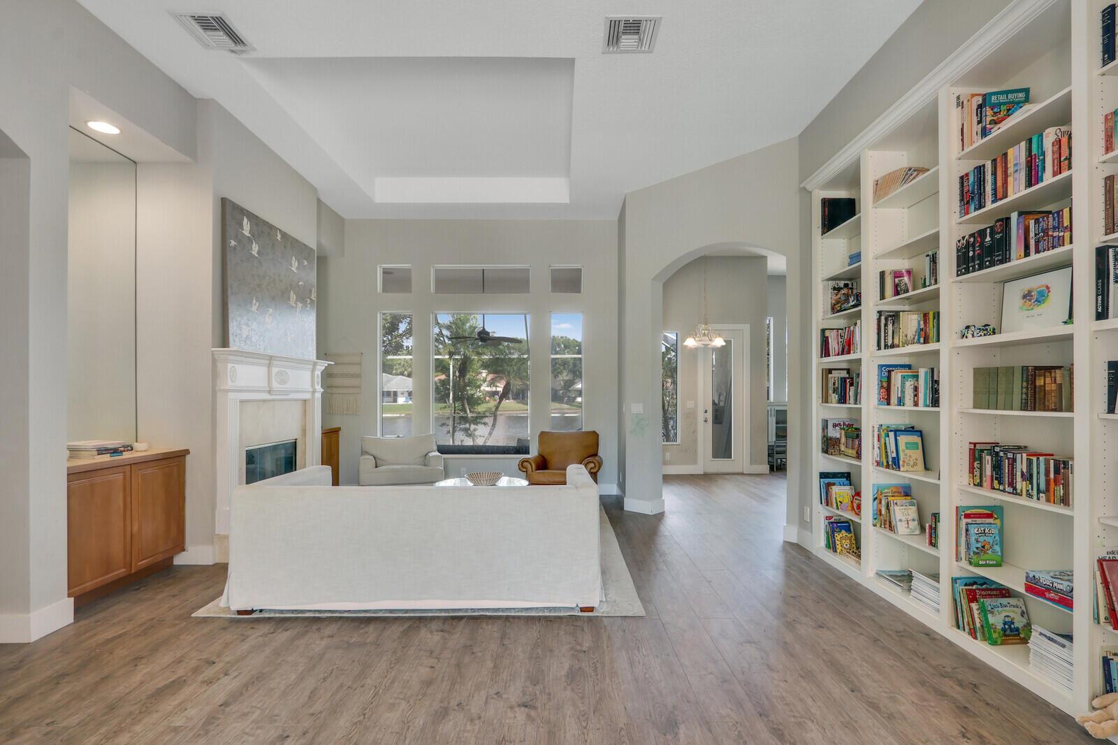 6643 Breezeloch Court