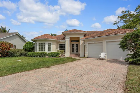 6643 Breezeloch Court, Jupiter, FL MLS: R11069981